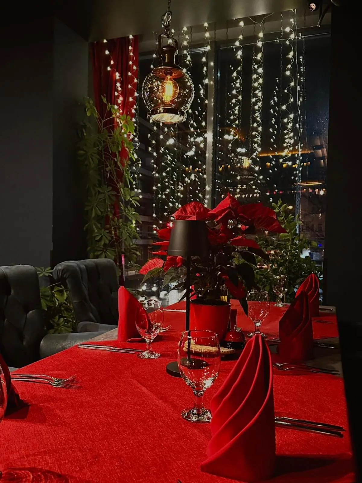 Restaurant/places to eat in Best Boutique Hotel