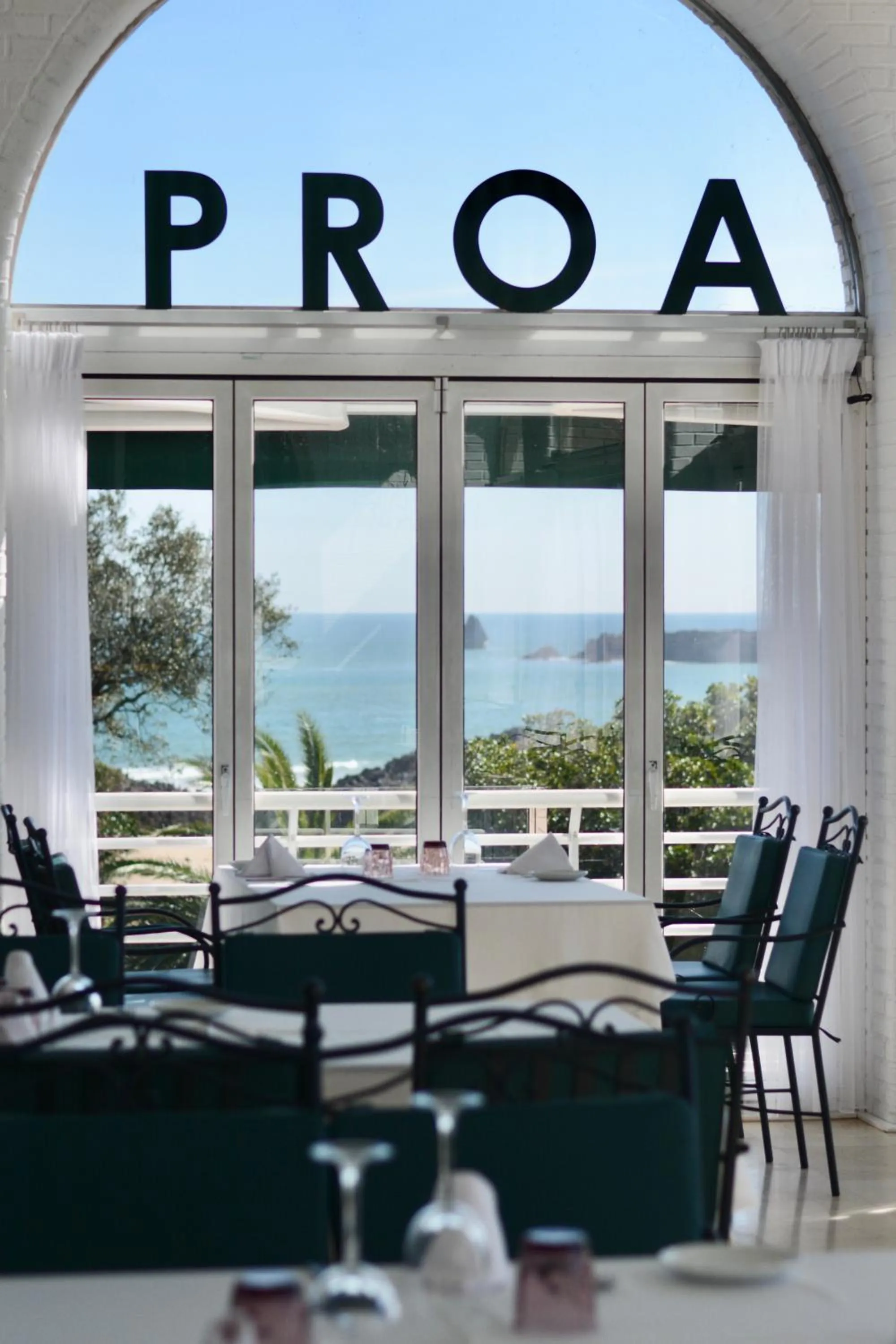 Restaurant/places to eat in Hotel Olimpo