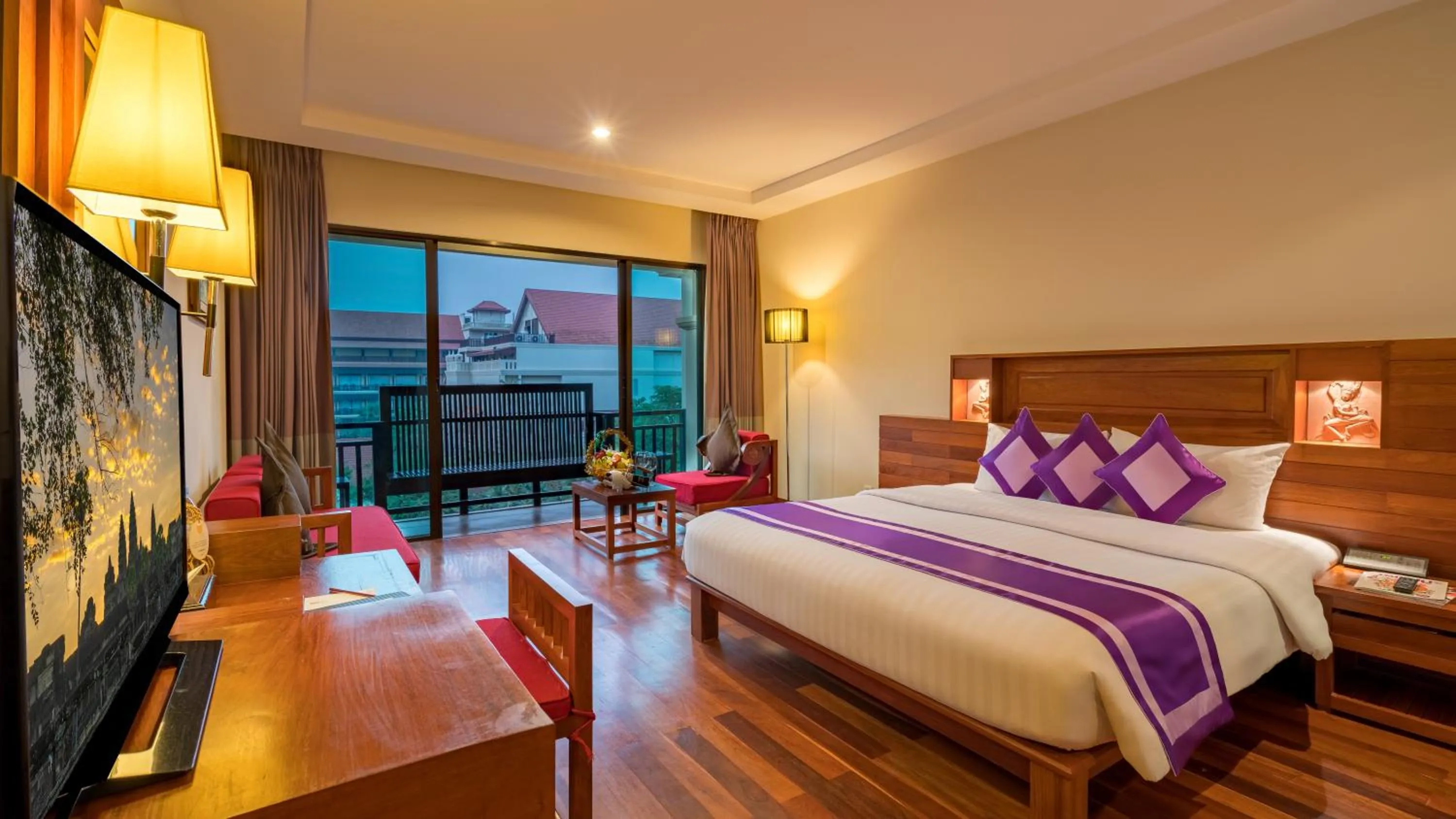 Staff, Bed in Angkor Miracle Resort & Spa
