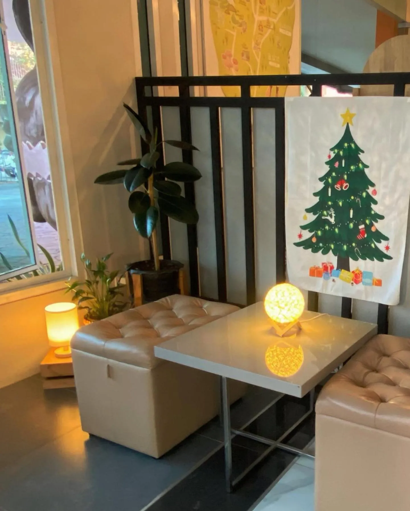 Bed in Sleeping Tree Hotel