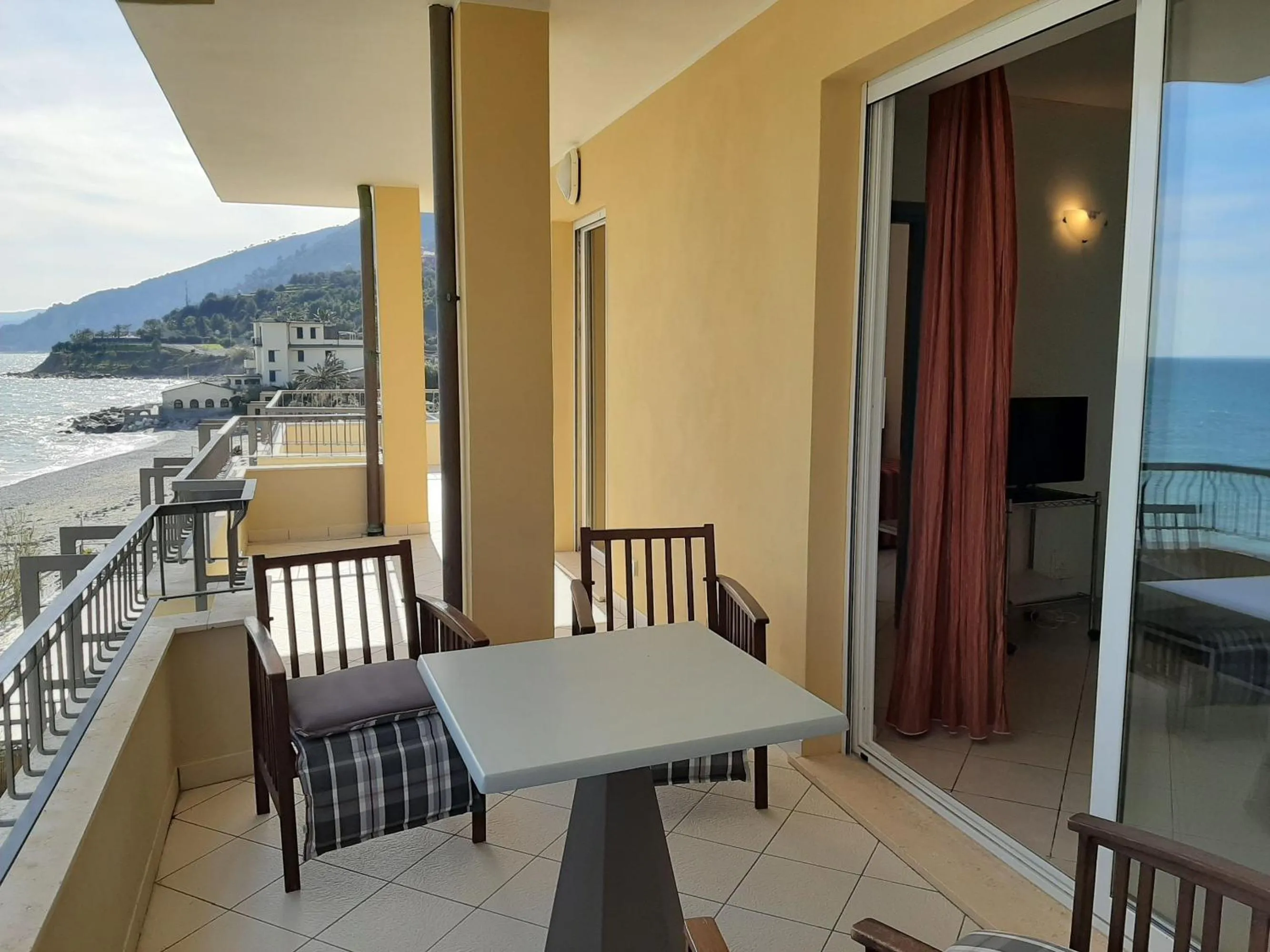 Sea view in Residence Sole