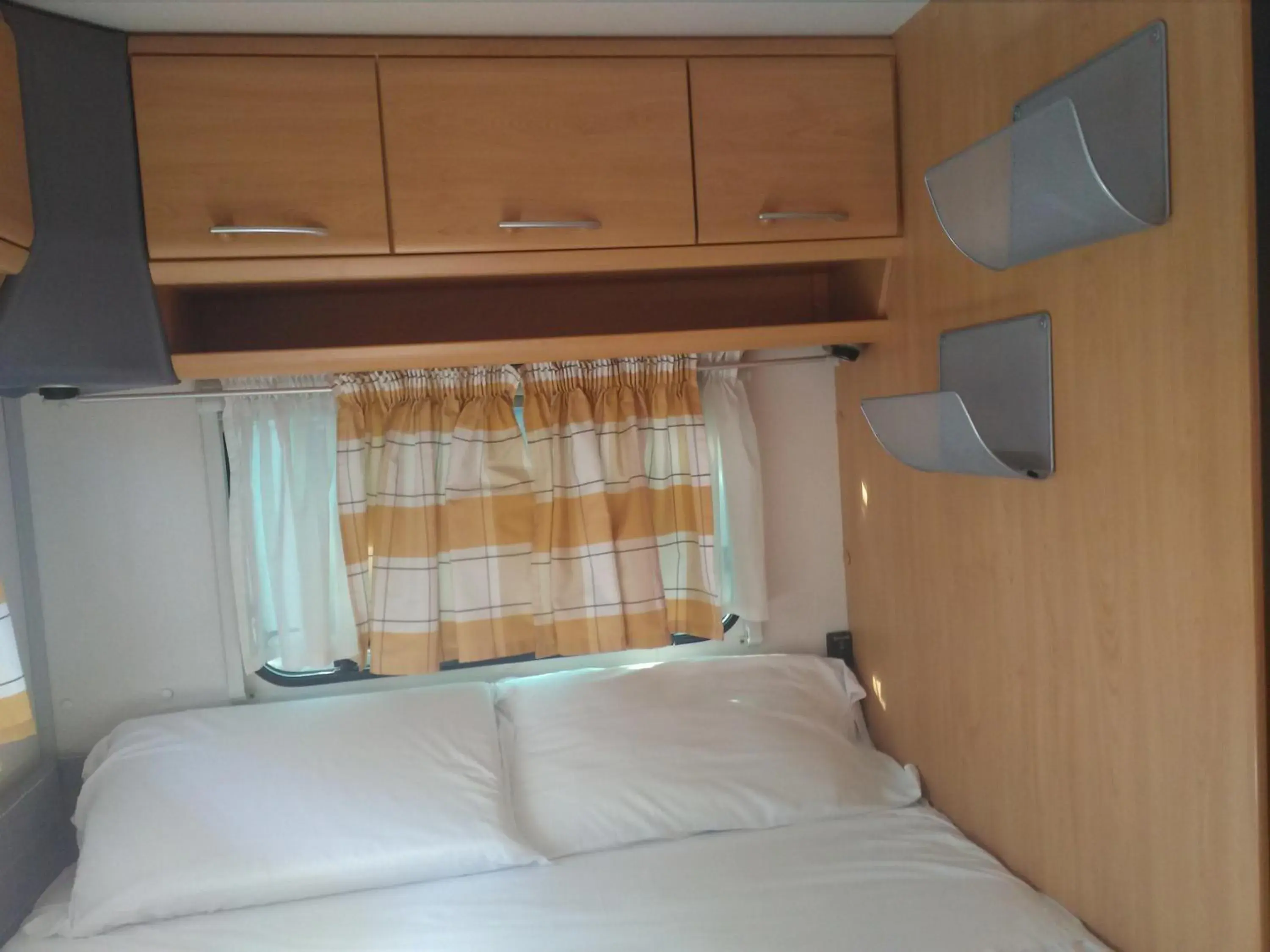 Caravan on the Beach in Residence Sole Caravan on the Beach in Residence Sole