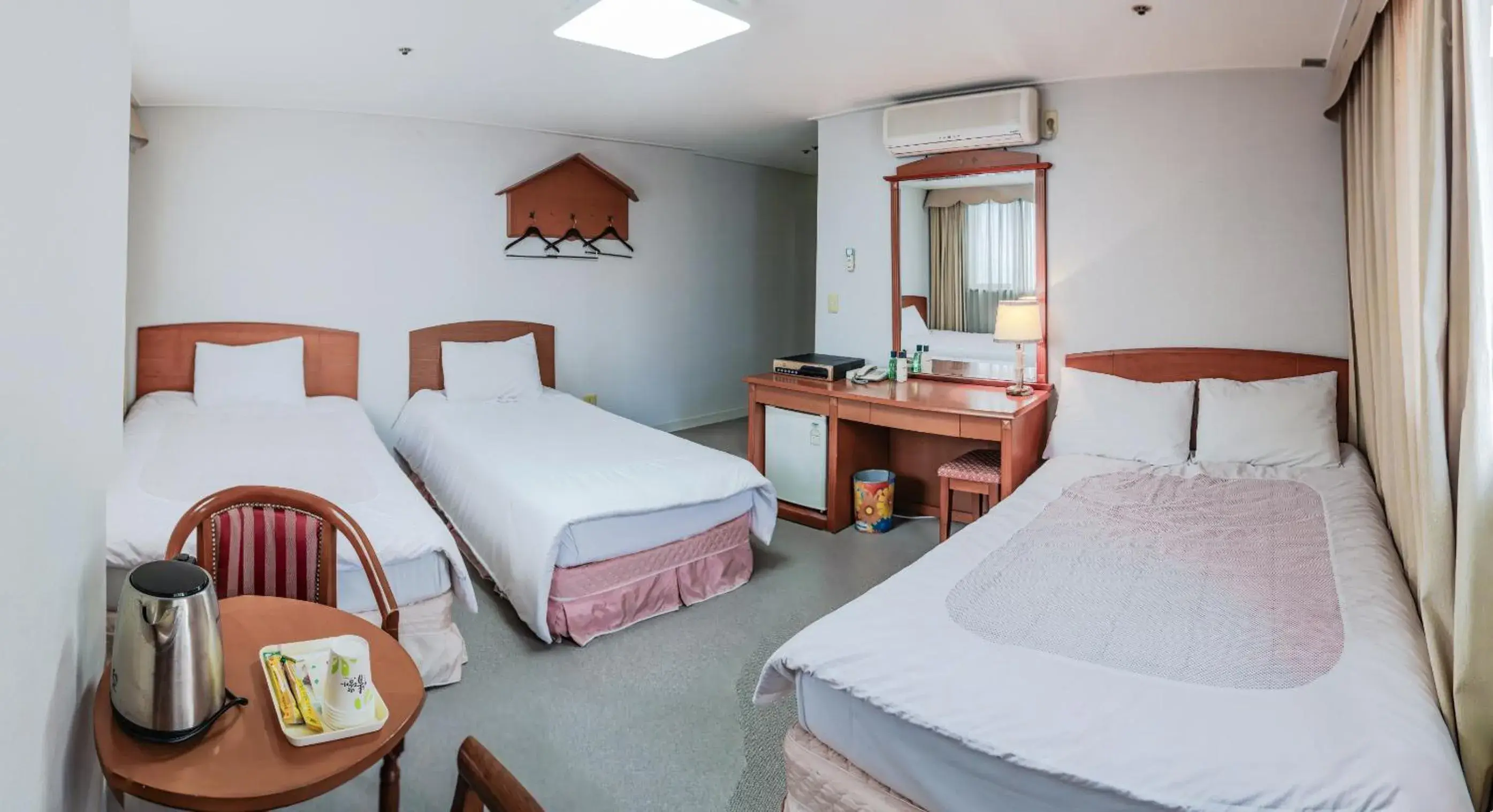 Bed in Busan Central Hotel Bed in Busan Central Hotel