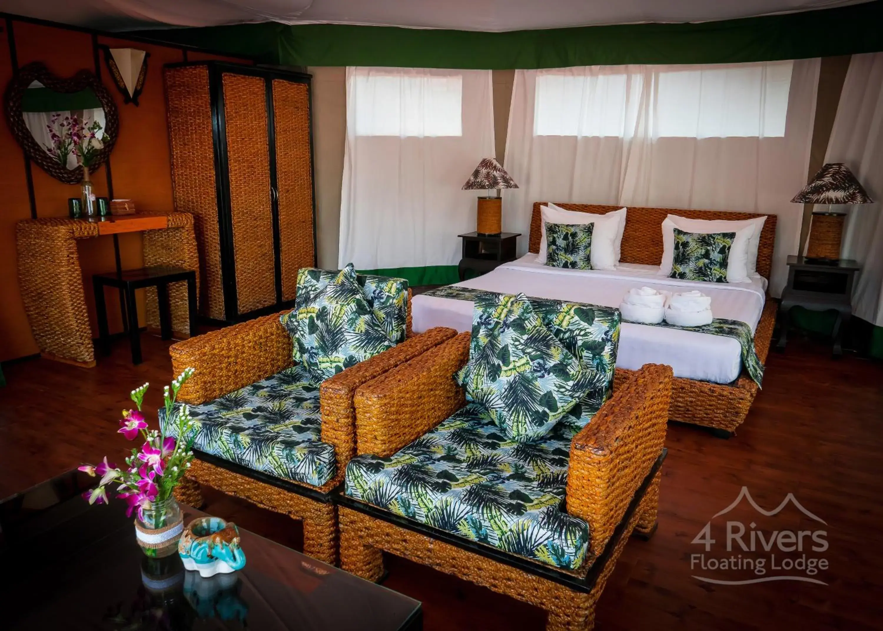 Living room, Bed in Canvas & Orchids Retreat Living room, Bed in Canvas & Orchids Retreat