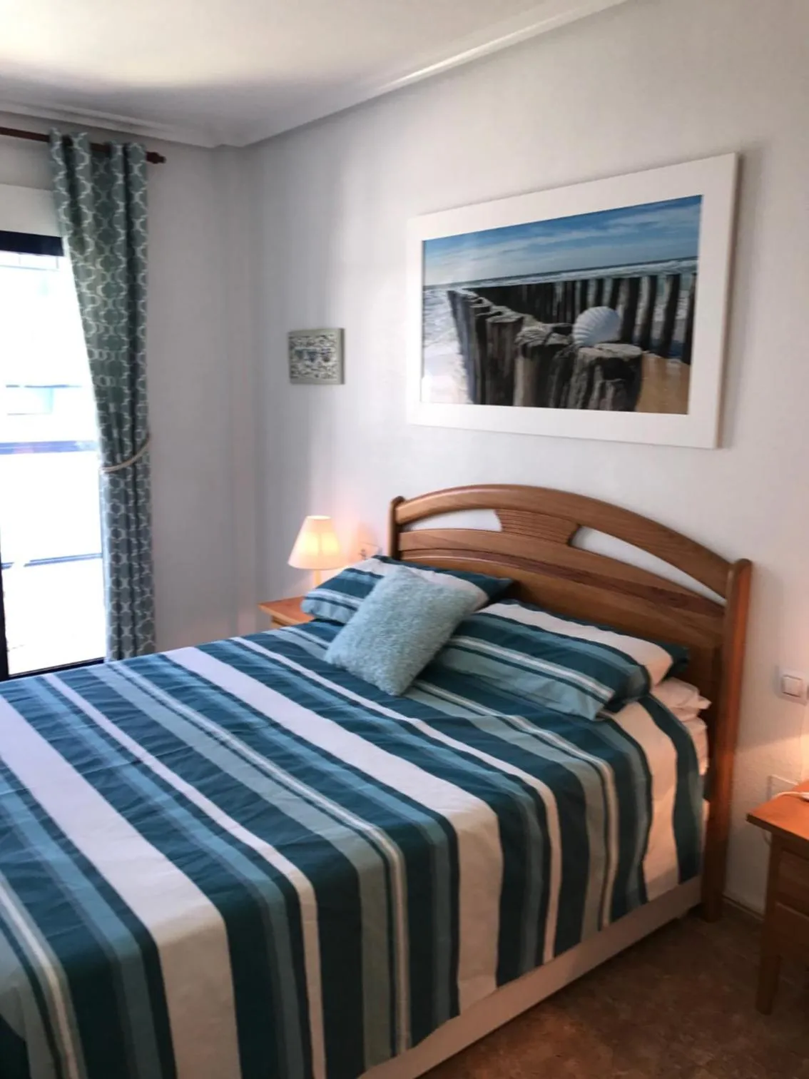 Bed in Playamarina 1 Reception