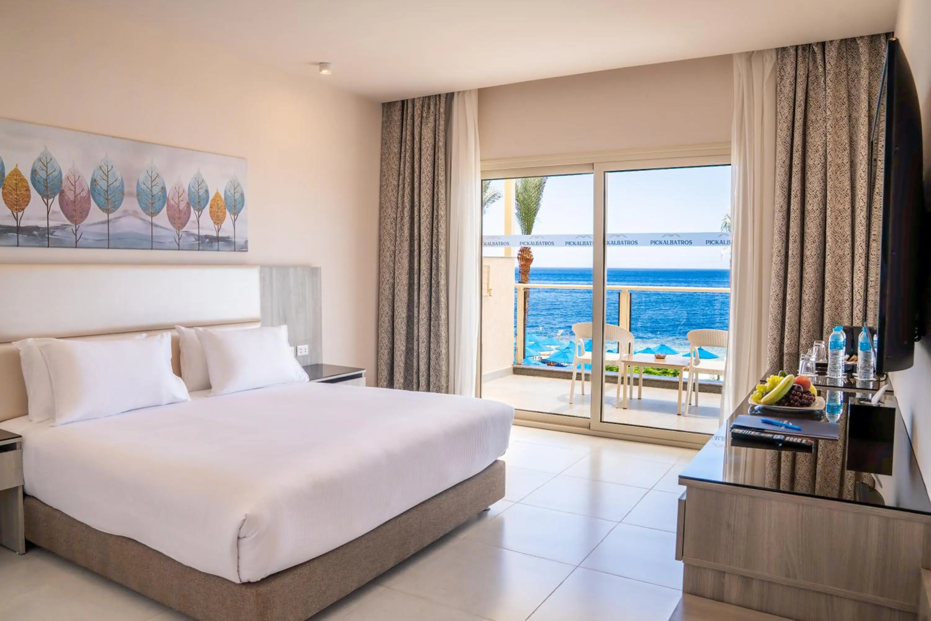 Bed in Pickalbatros Royal Grand Sharm - Adults Friendly 16 Years Plus