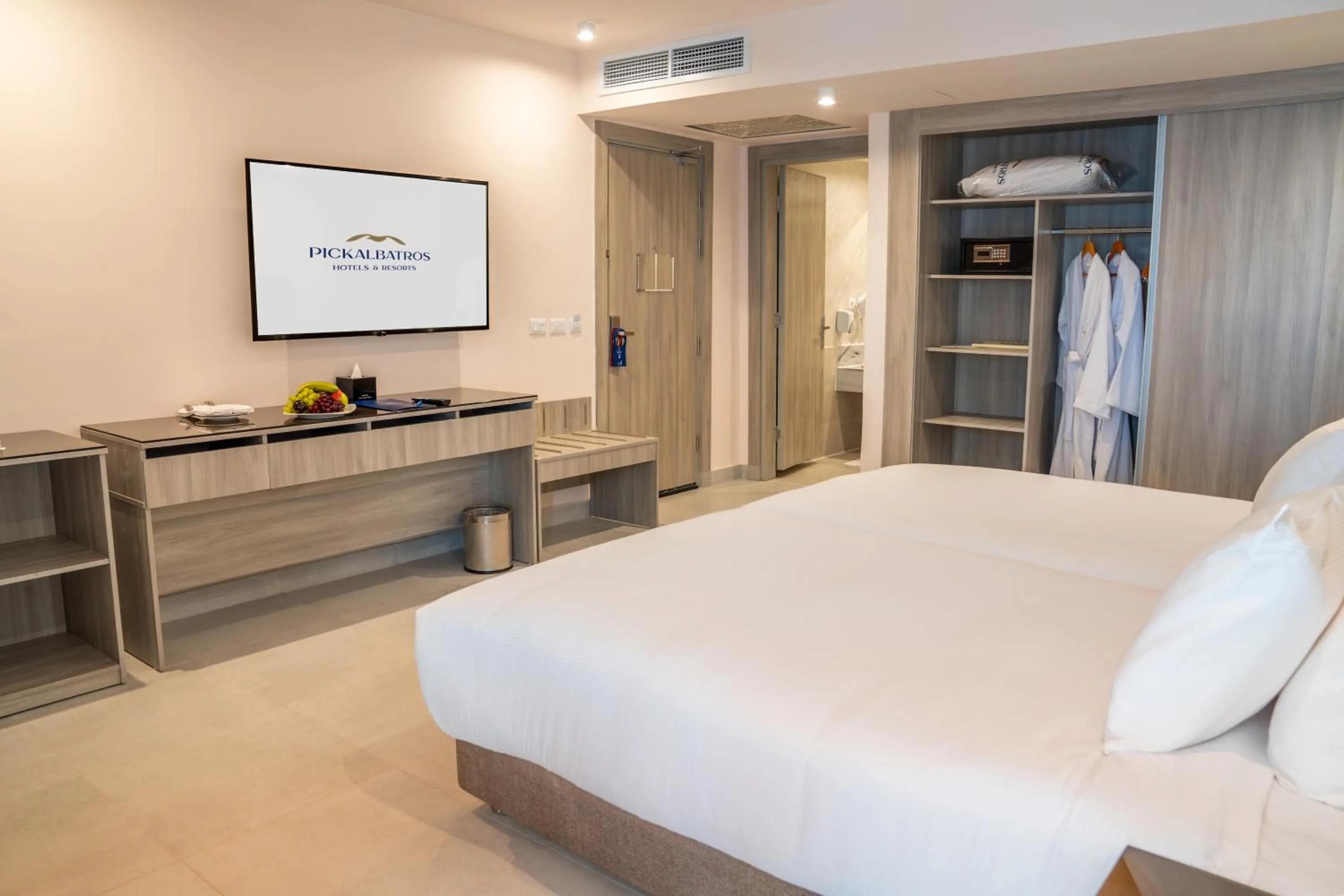 Bed in Pickalbatros Royal Grand Sharm - Adults Friendly 16 Years Plus