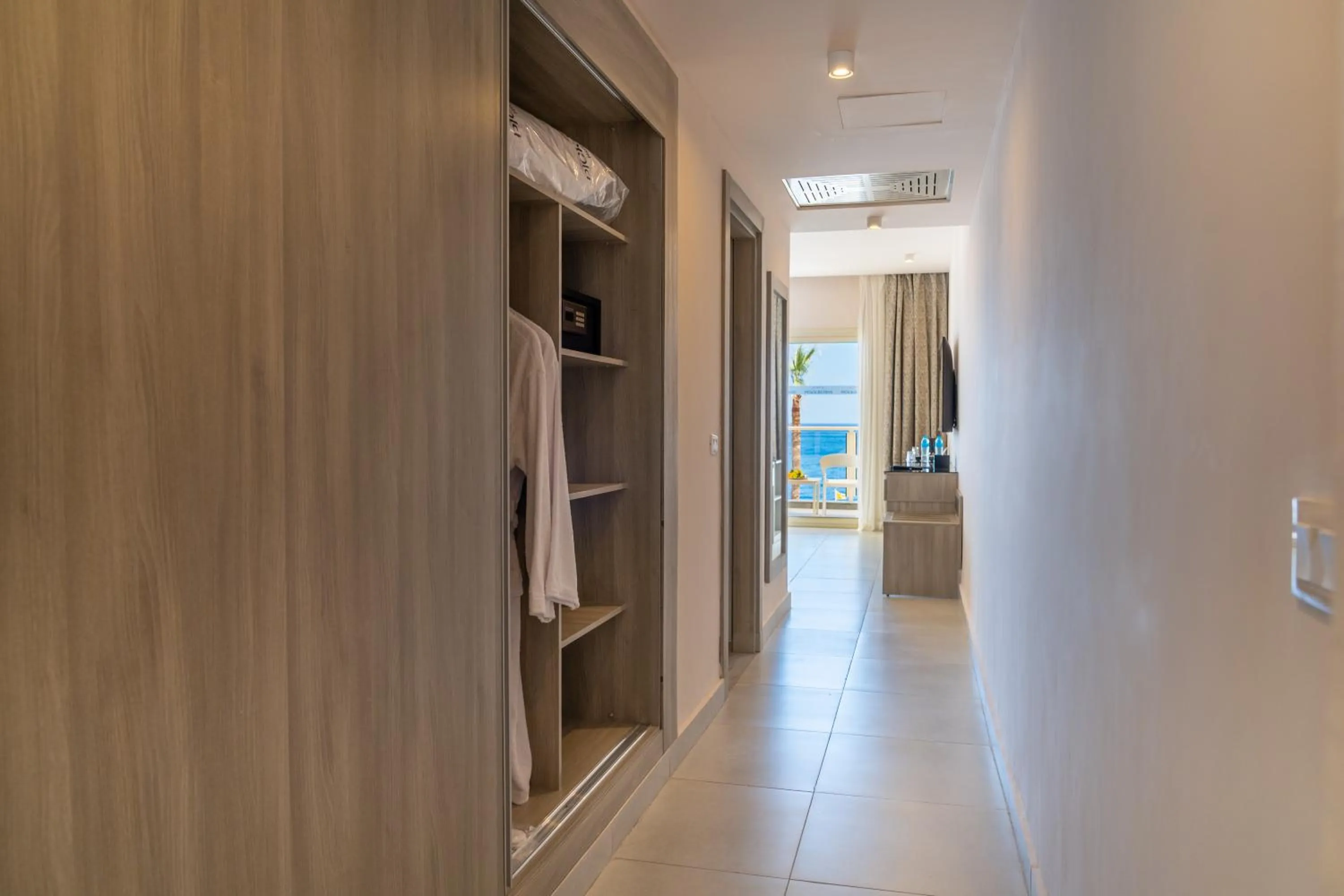 wardrobe in Pickalbatros Royal Grand Sharm - Adults Friendly 16 Years Plus