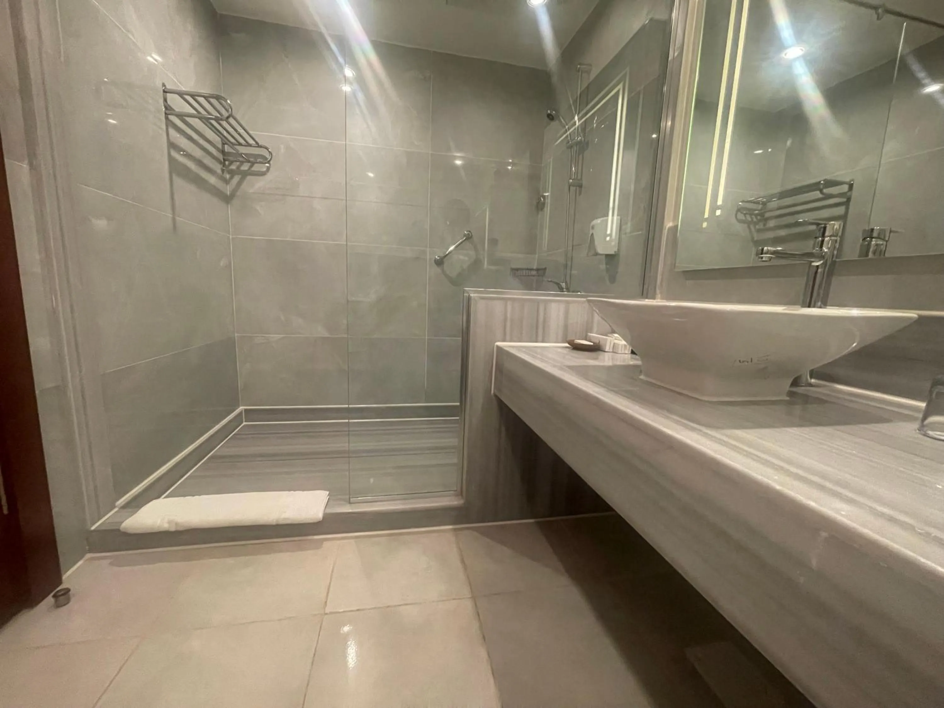 Shower in Pickalbatros Royal Grand Sharm - Adults Friendly 16 Years Plus