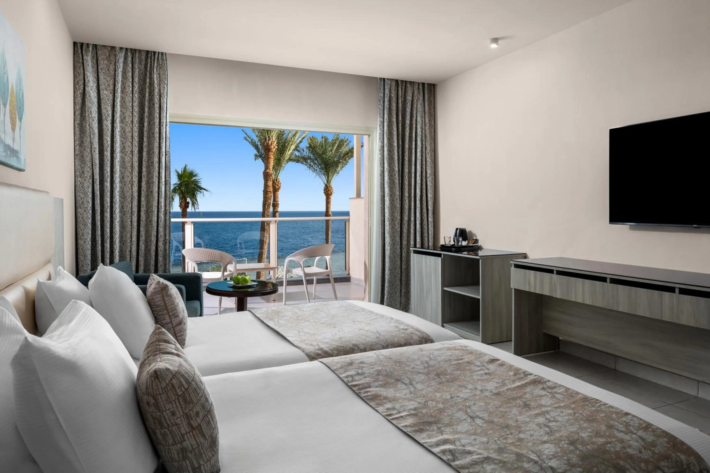 Bed in Pickalbatros Royal Grand Sharm - Adults Friendly 16 Years Plus