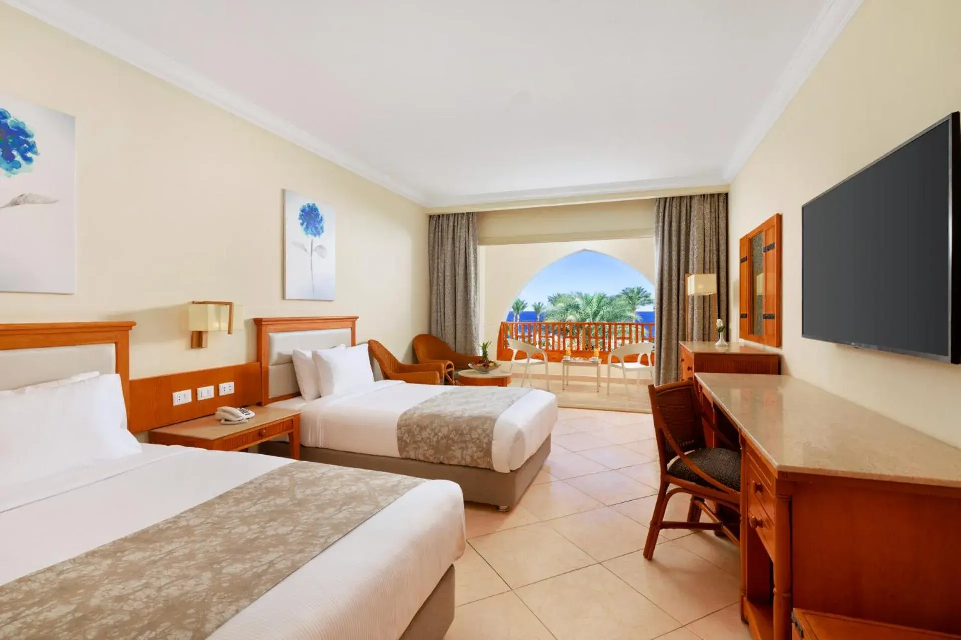 Bedroom, Bed in Pickalbatros Royal Grand Sharm - Adults Friendly 16 Years Plus