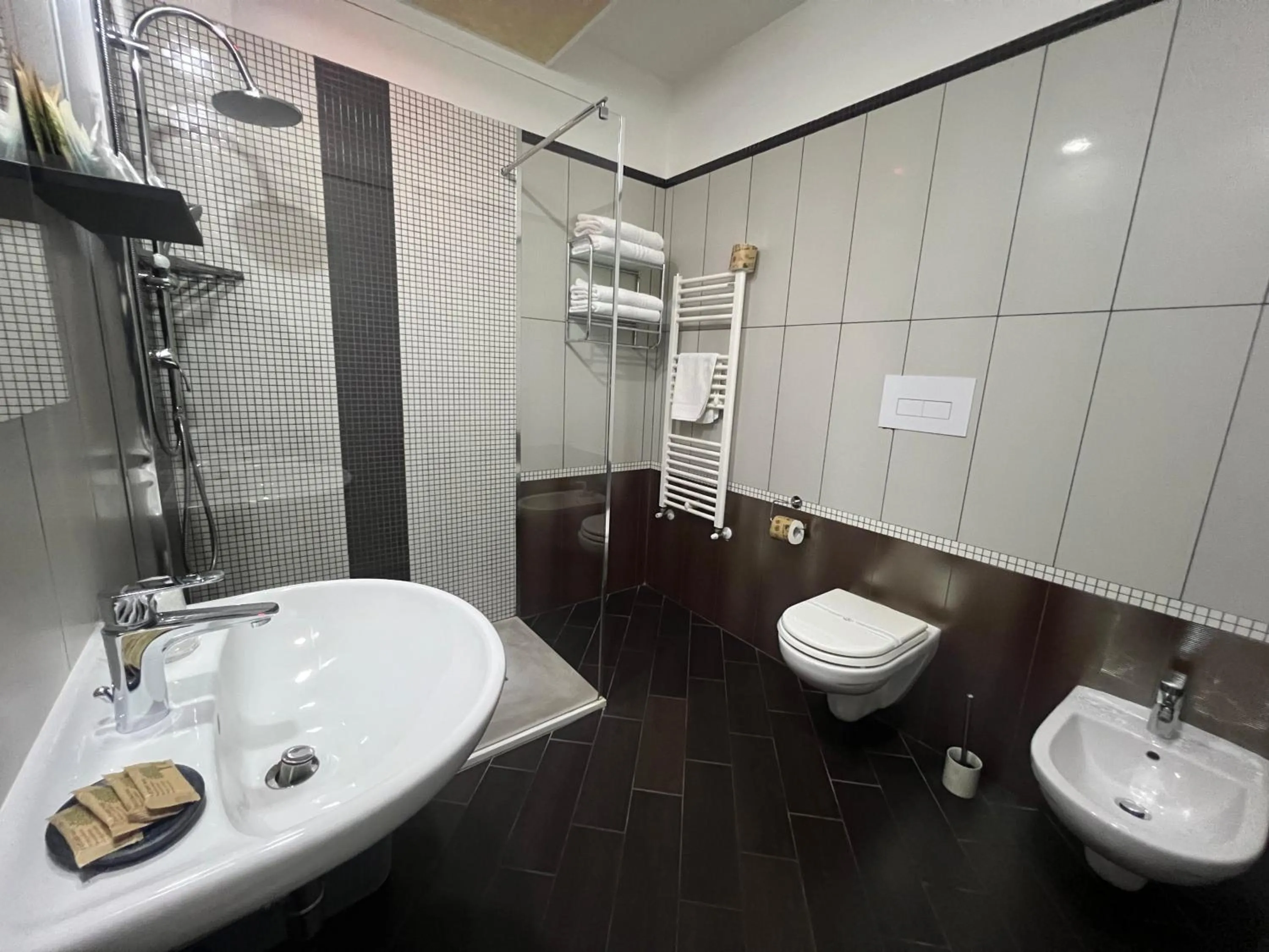 Shower in B&B Palazzo del Toro