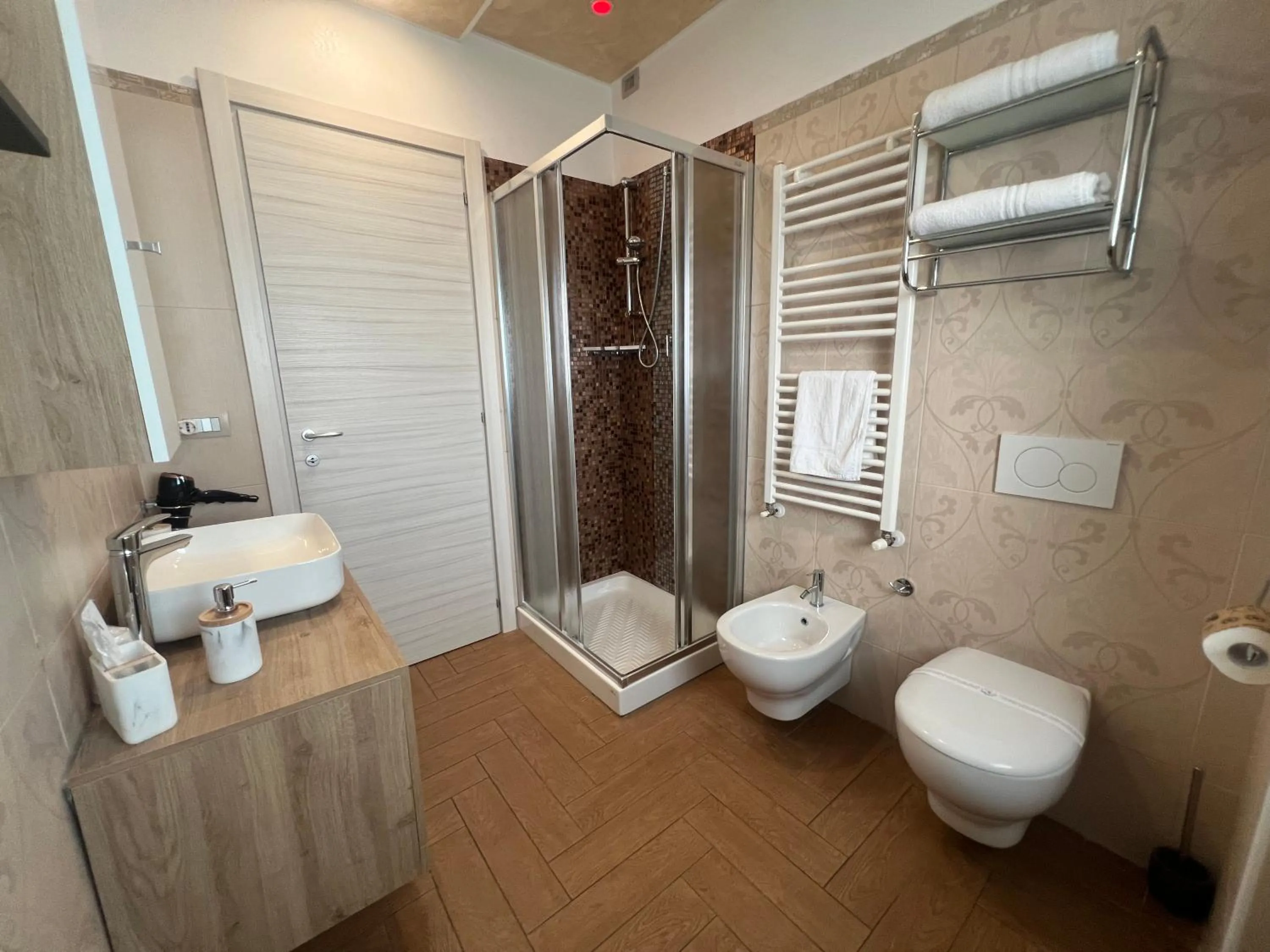 Shower in B&B Palazzo del Toro
