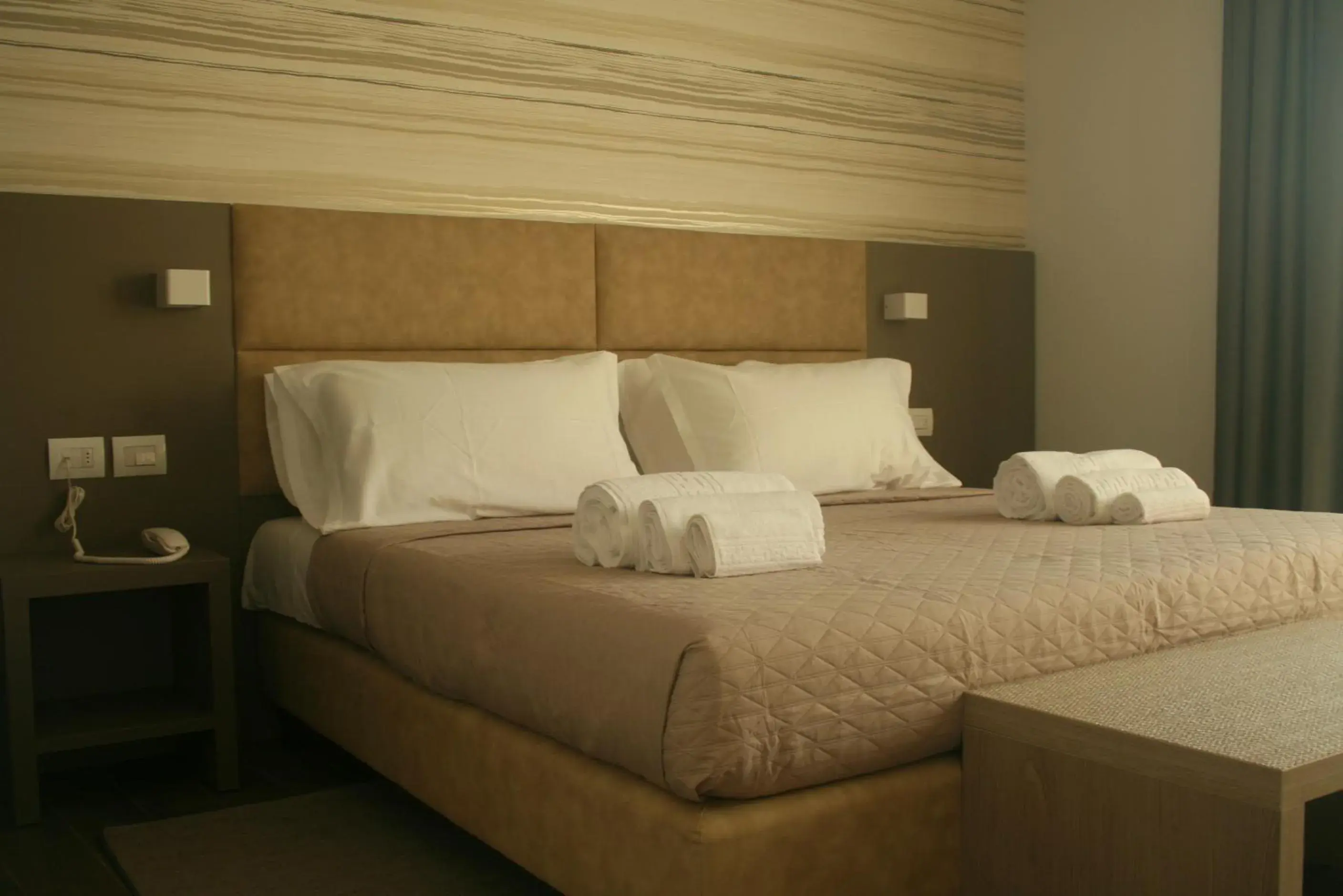 Double or Twin Room - single occupancy - Disability Access in International Hotel Dakar Double or Twin Room - single occupancy - Disability Access in International Hotel Dakar