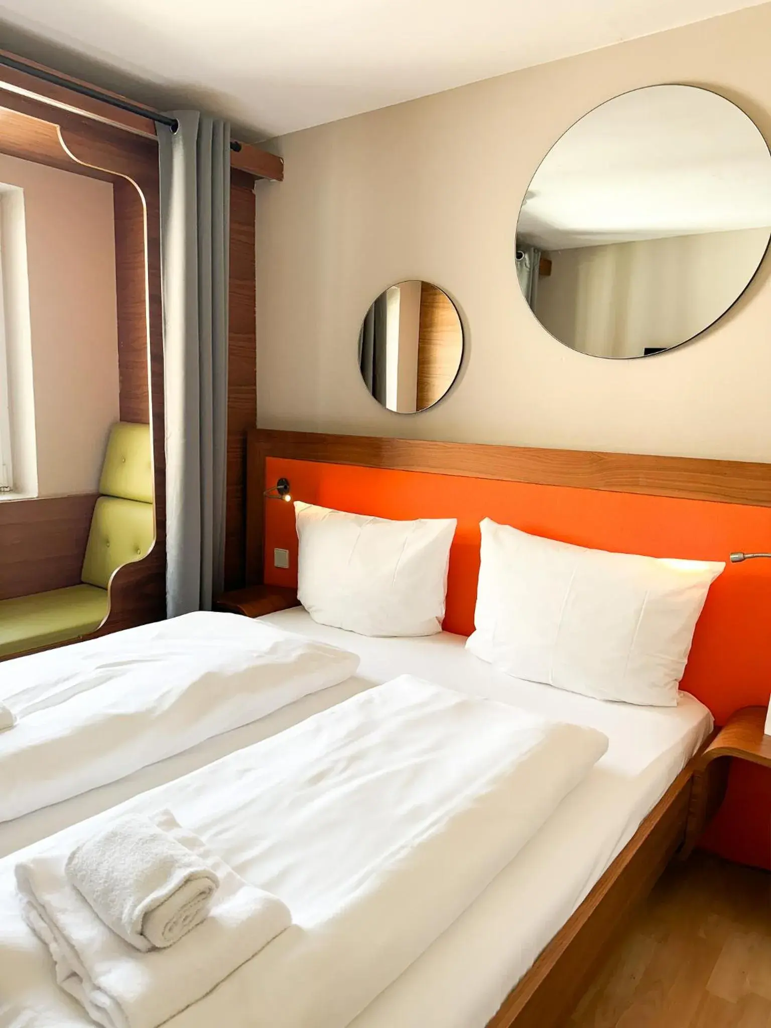 Double Room in Hotel Sendlinger Tor Double Room in Hotel Sendlinger Tor