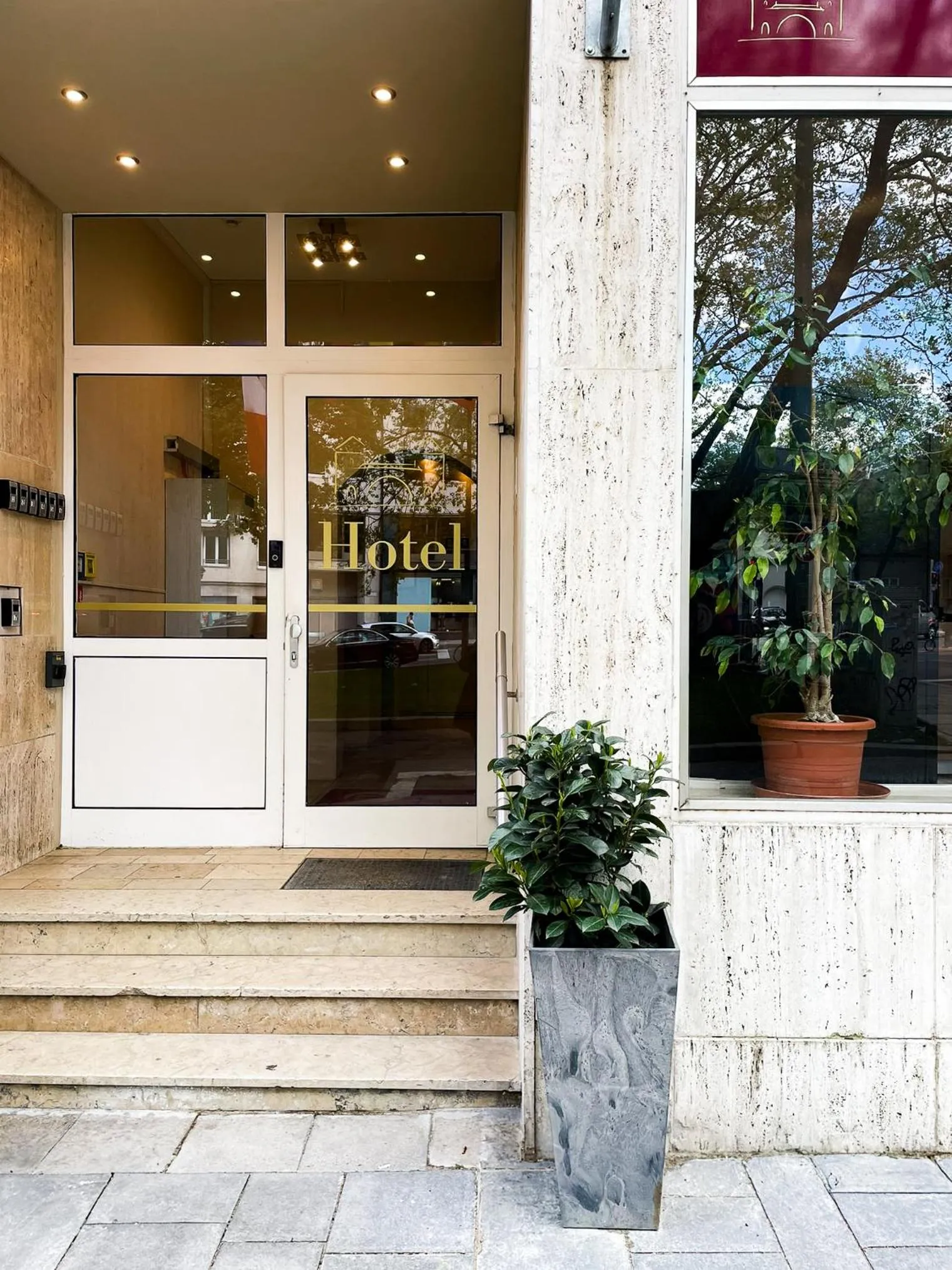 Property building in Hotel Sendlinger Tor