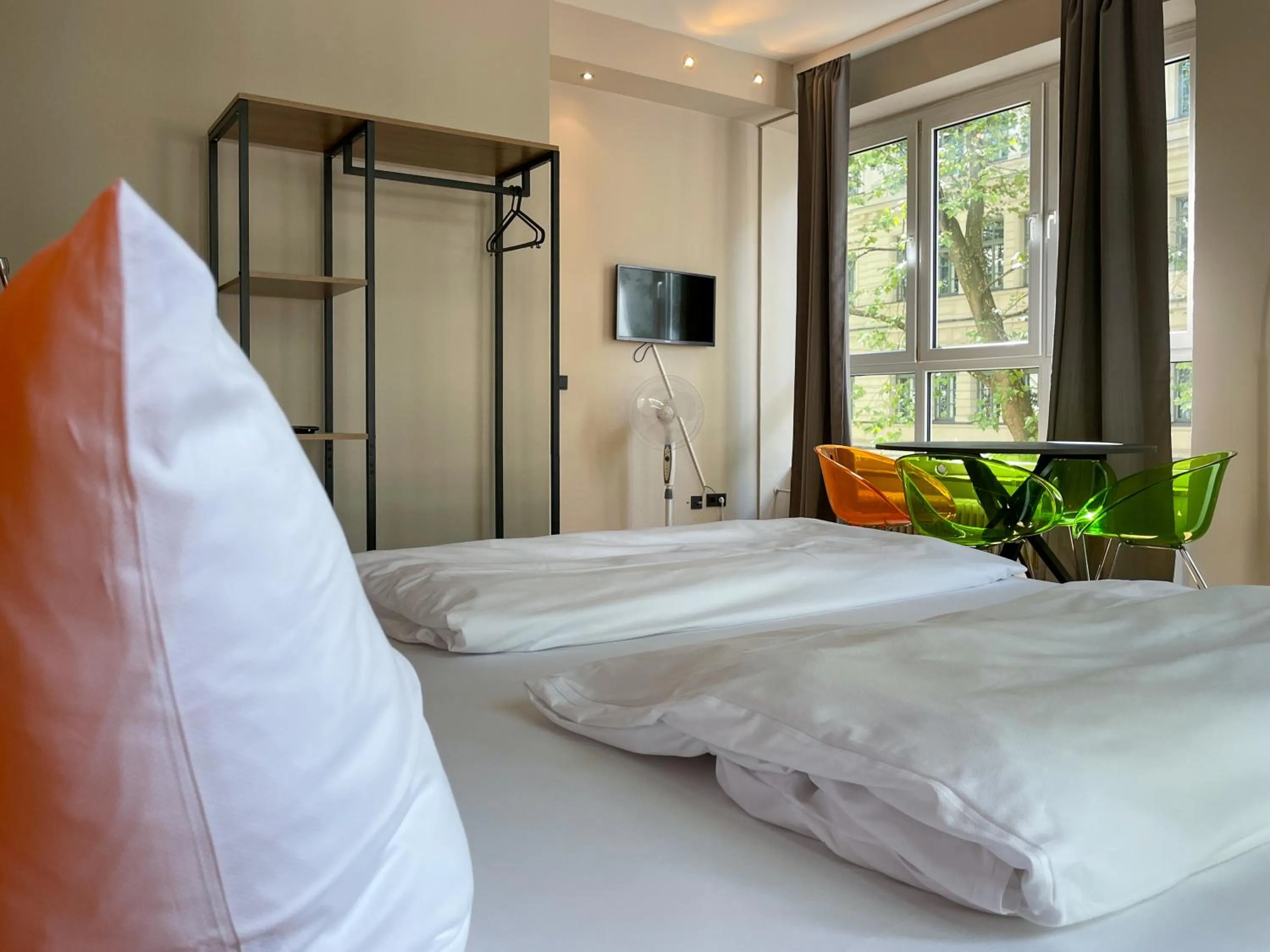 Photo of the whole room, Bed in Hotel Sendlinger Tor