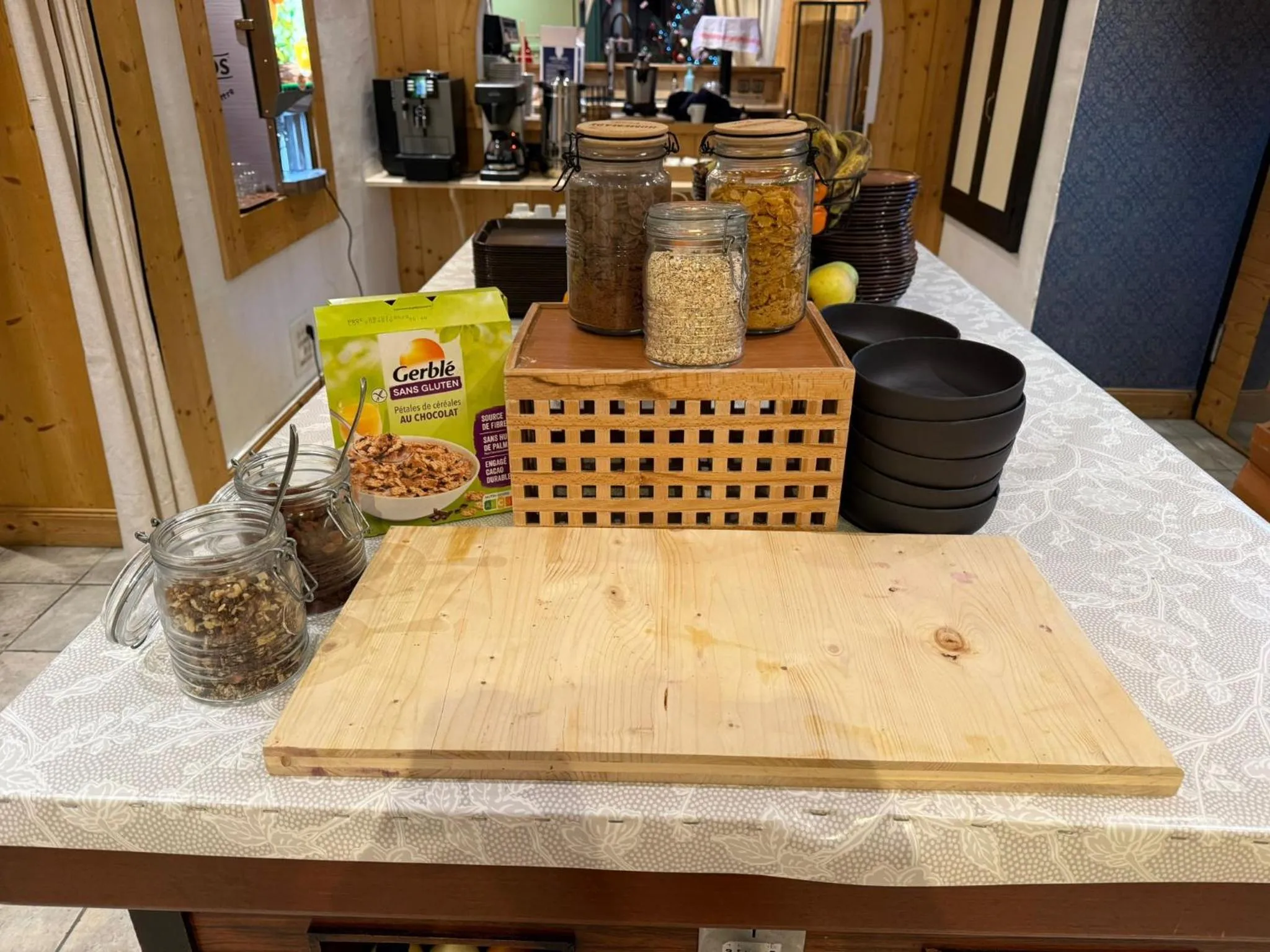 Breakfast in L'Arveyron Open House