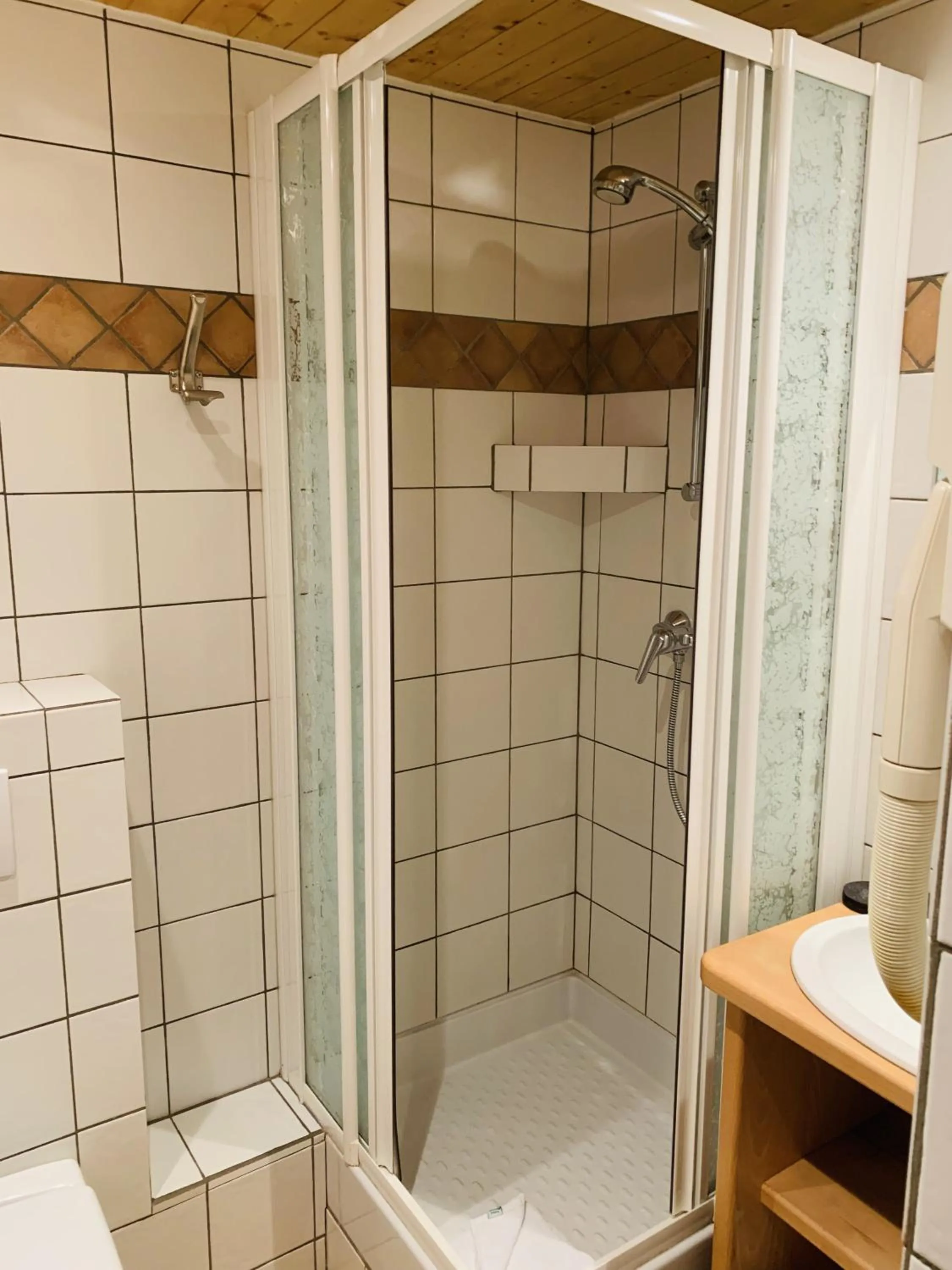 Bathroom in L'Arveyron Open House