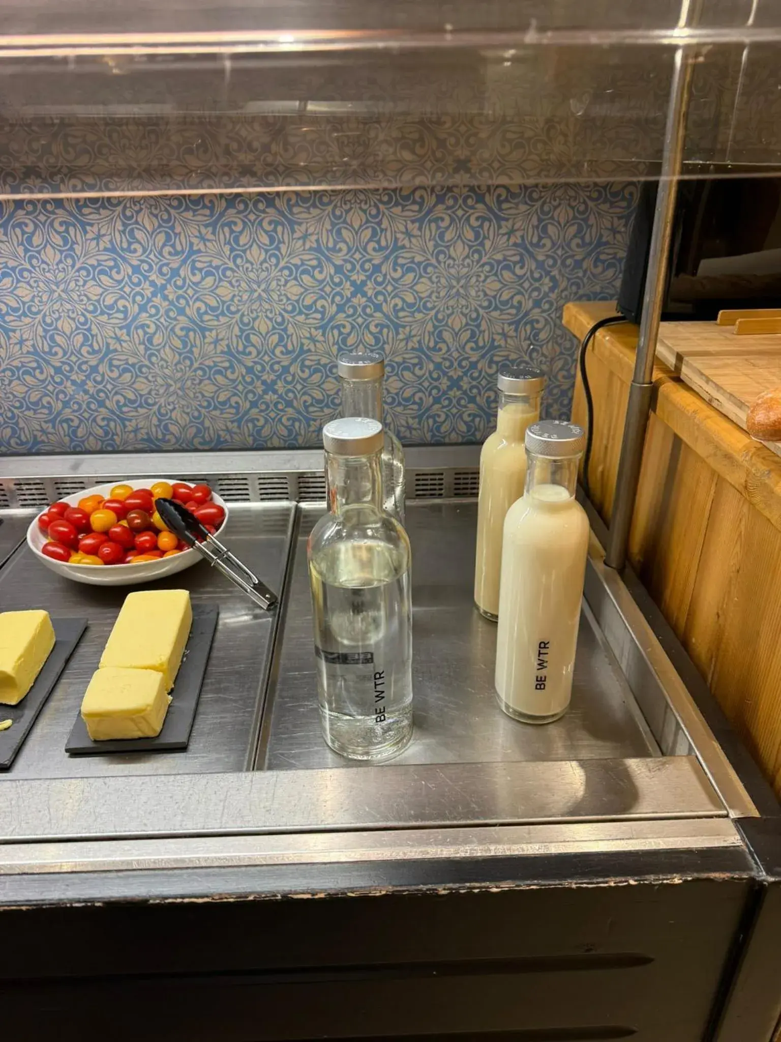 Breakfast in L'Arveyron Open House Breakfast in L'Arveyron Open House