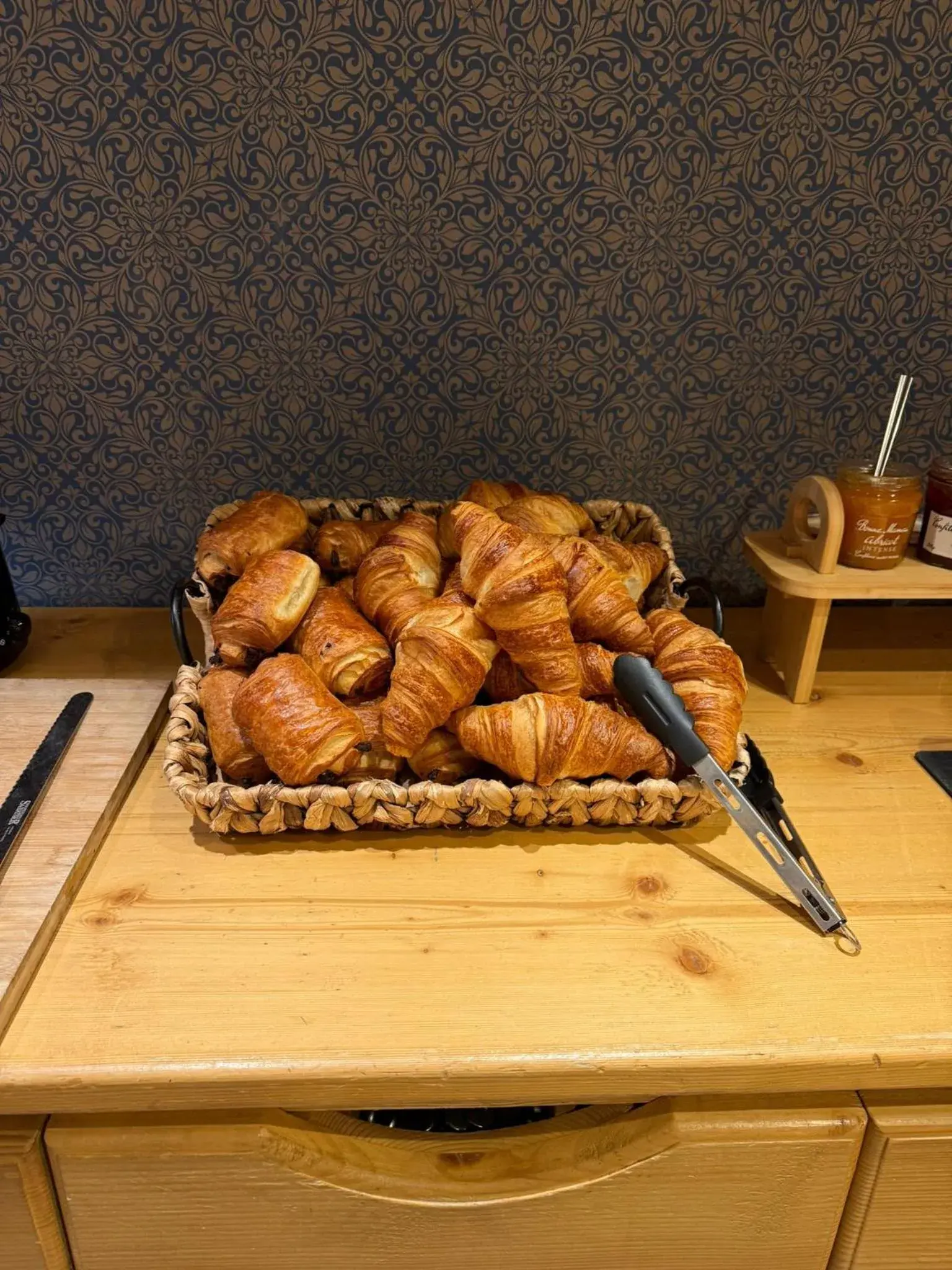 Food in L'Arveyron Open House Food in L'Arveyron Open House