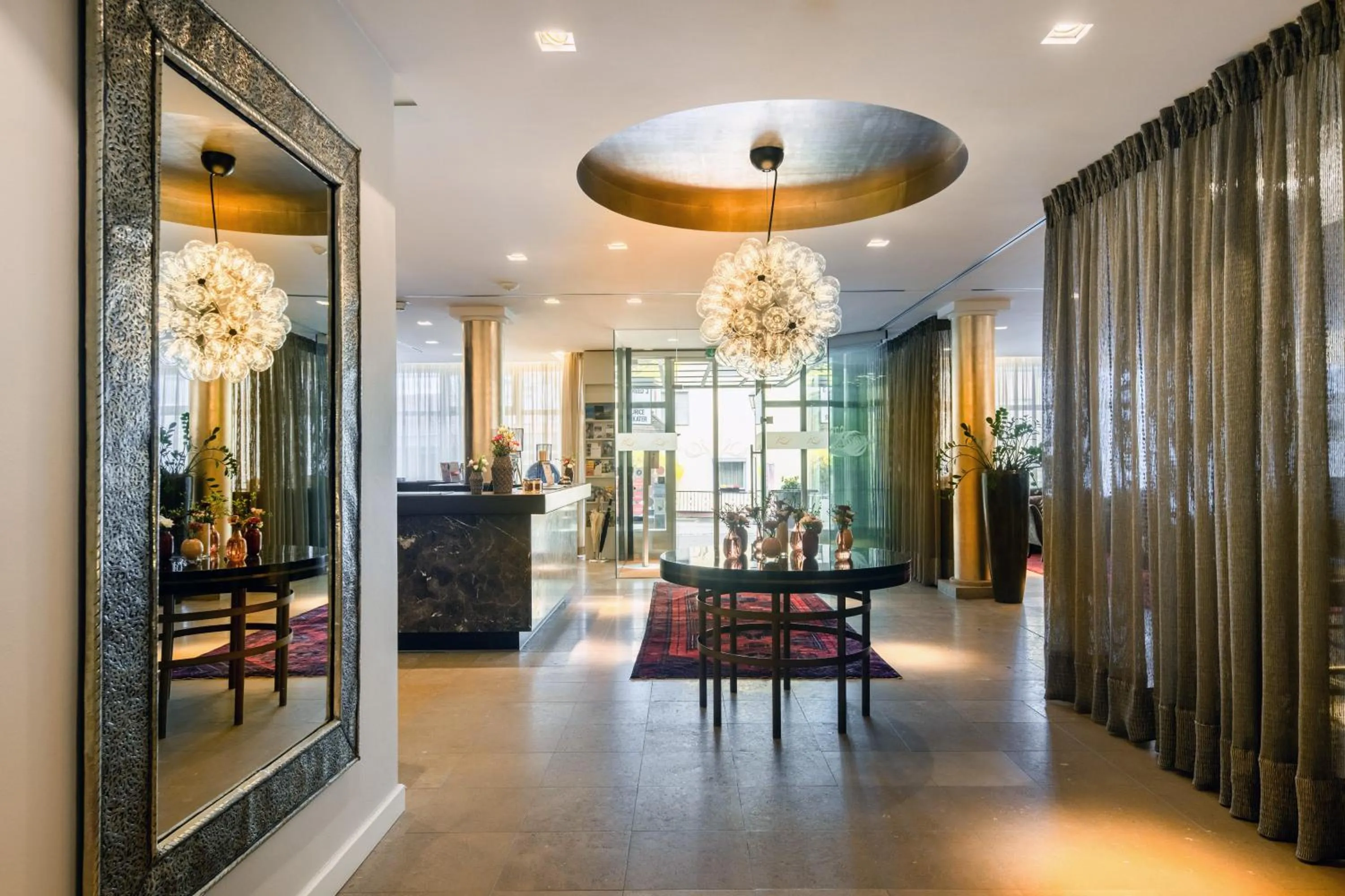 Lobby or reception in Romantik Hotel Kleber Post