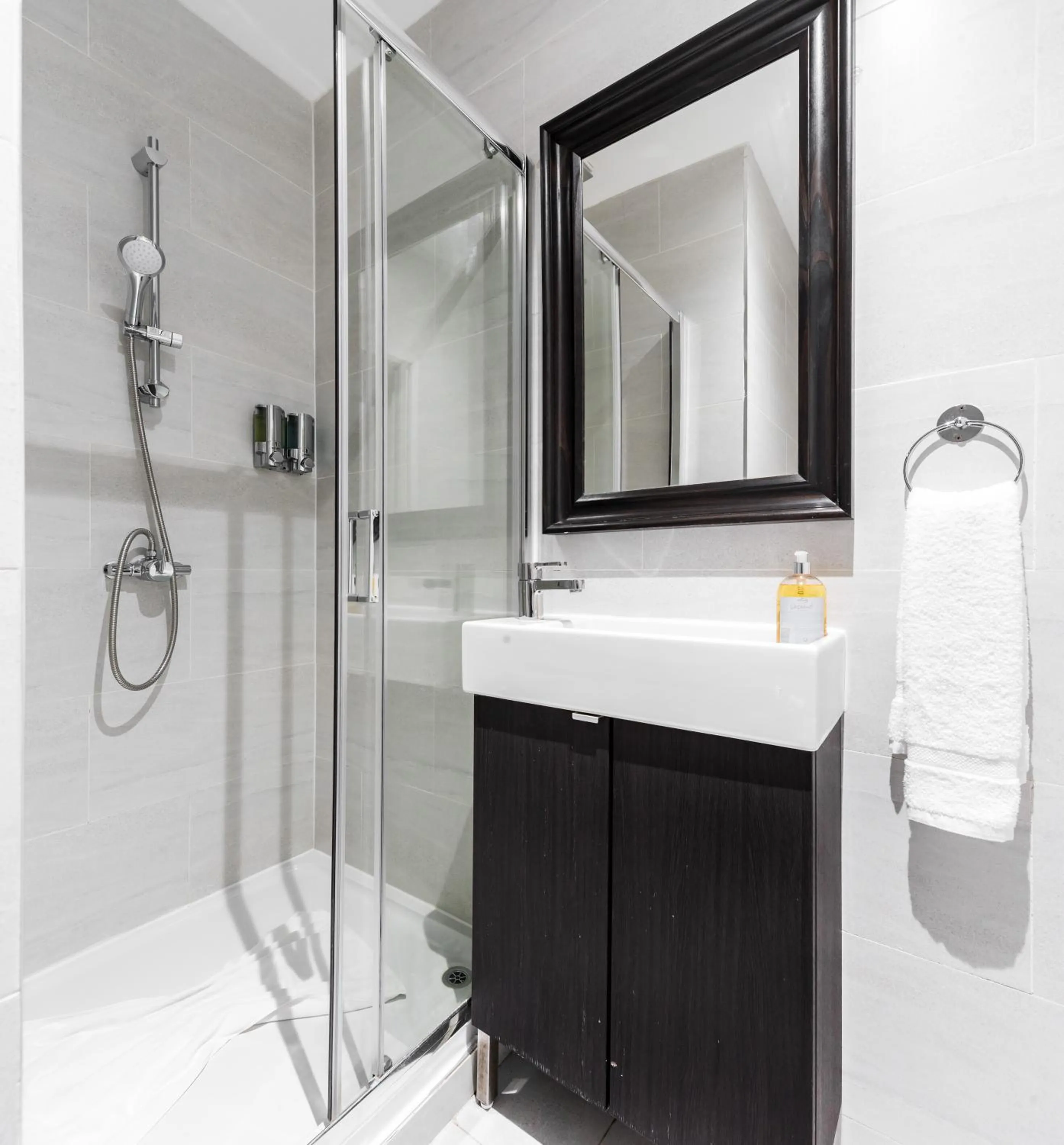 Bedroom in Vilenza Hotel