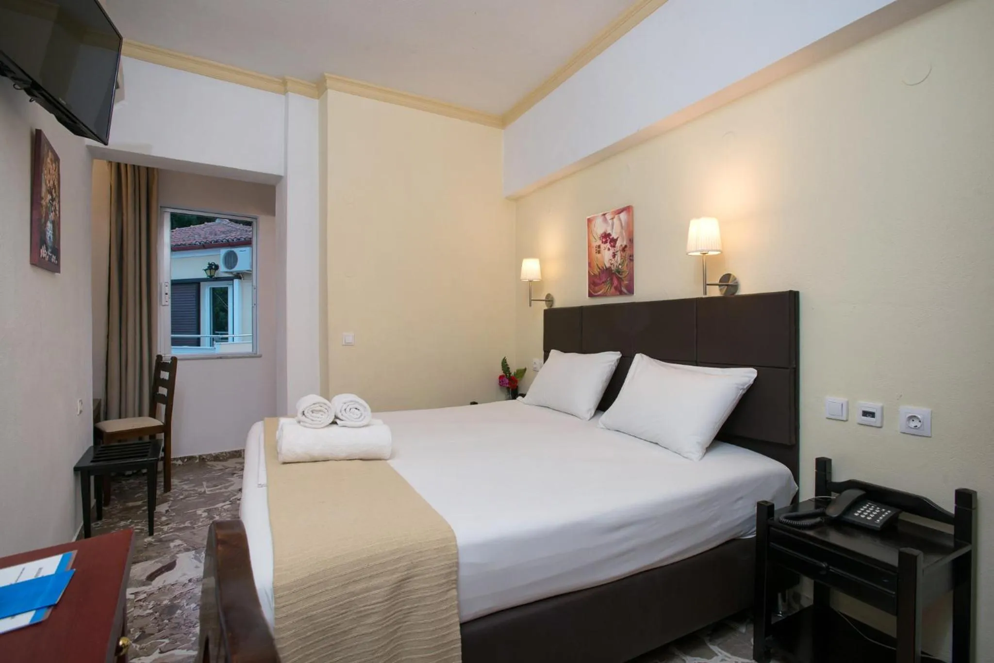 Bed in Hotel Kaiser Bridge