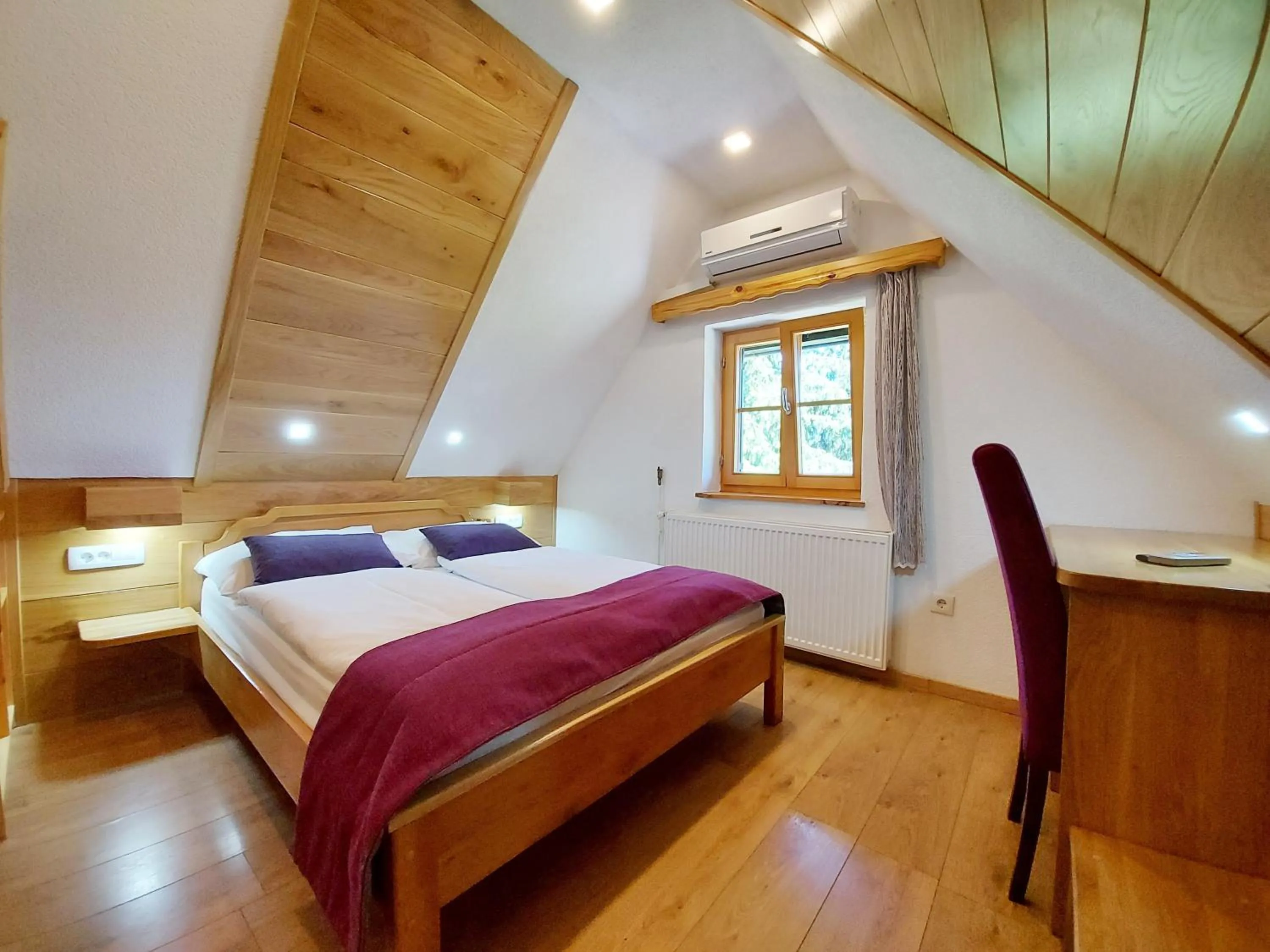 Bed in Plitvice Ethno House