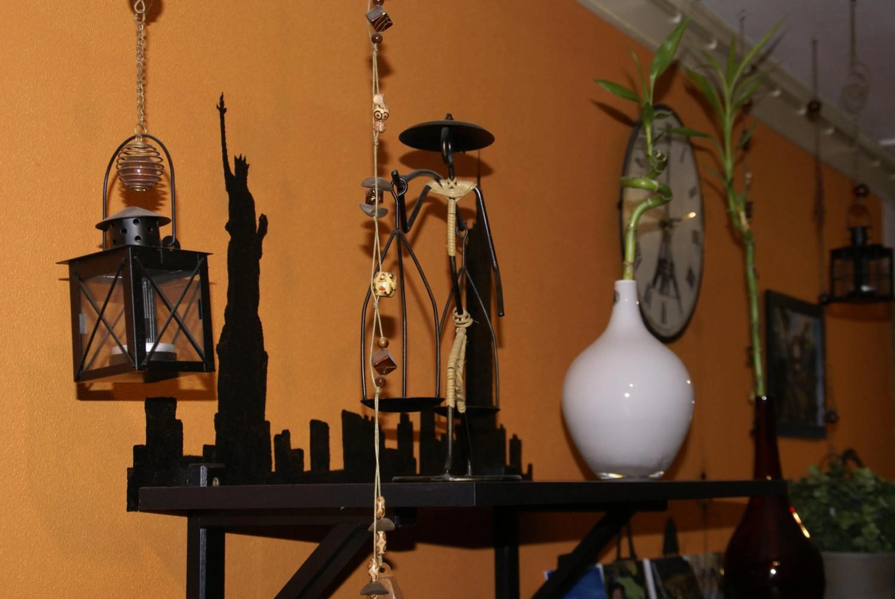 Communal lounge/ TV room in Adventure Hostel