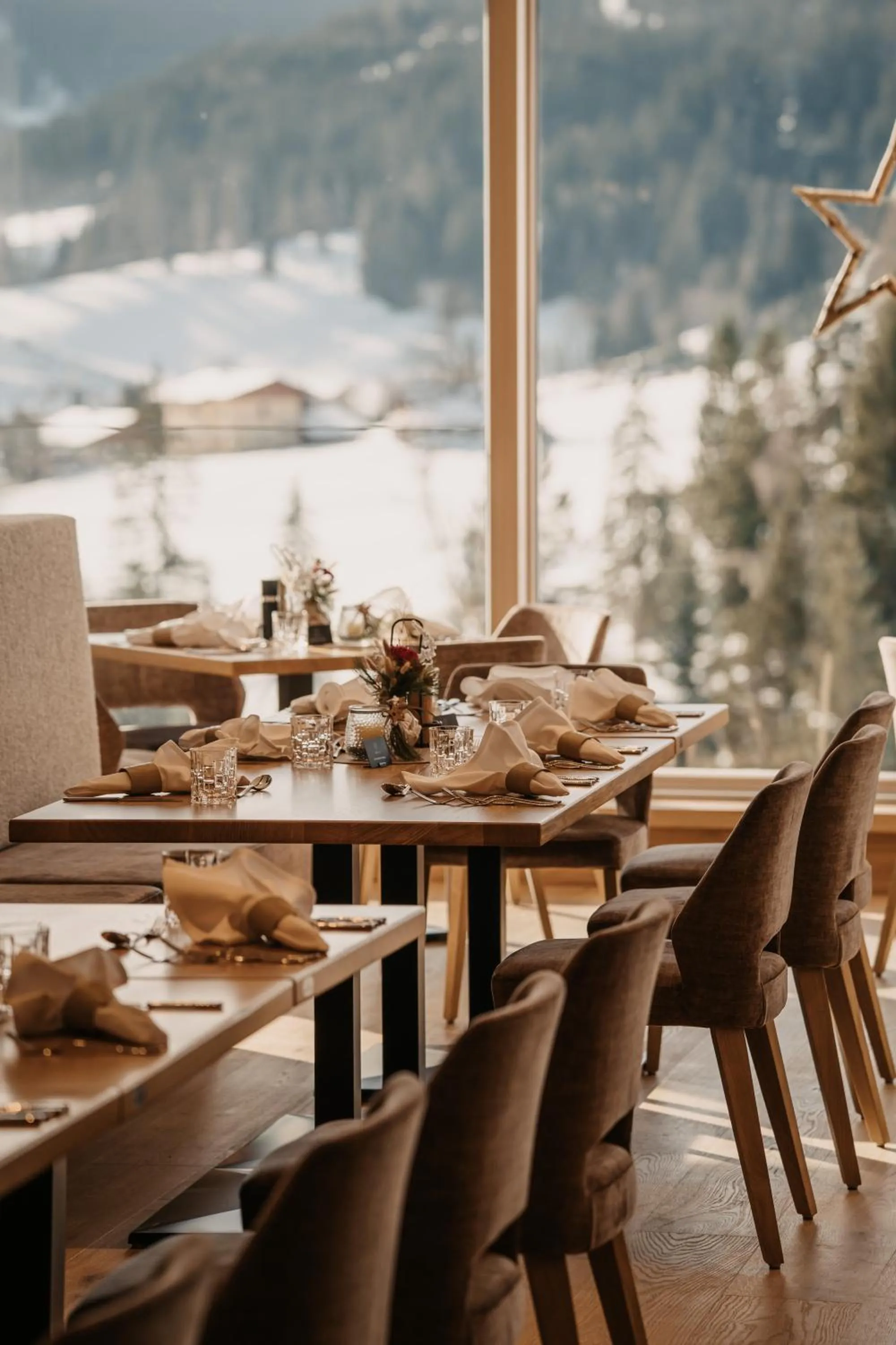 Restaurant/places to eat in Hotel Neubergerhof