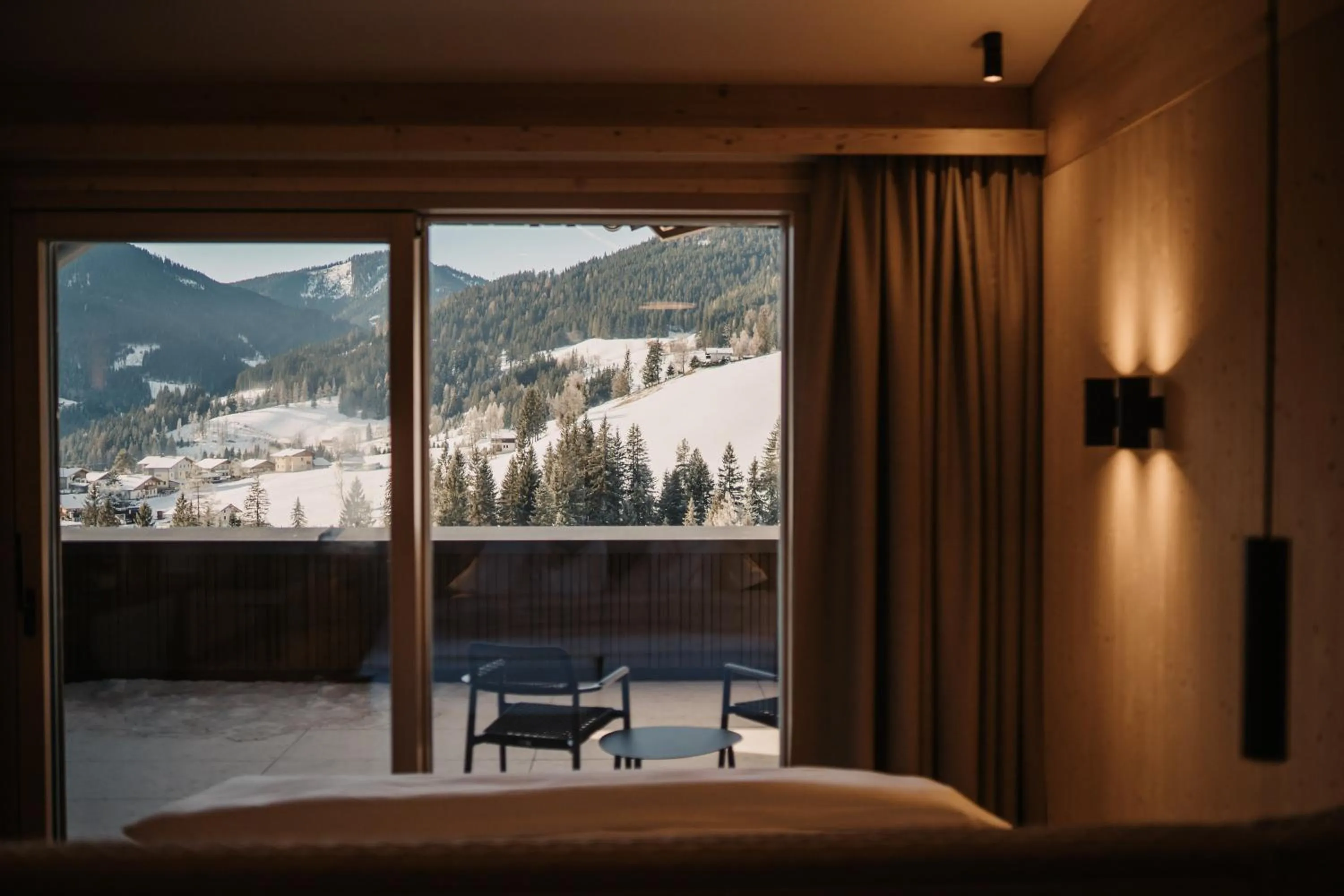 Natural landscape, Bed in Hotel Neubergerhof