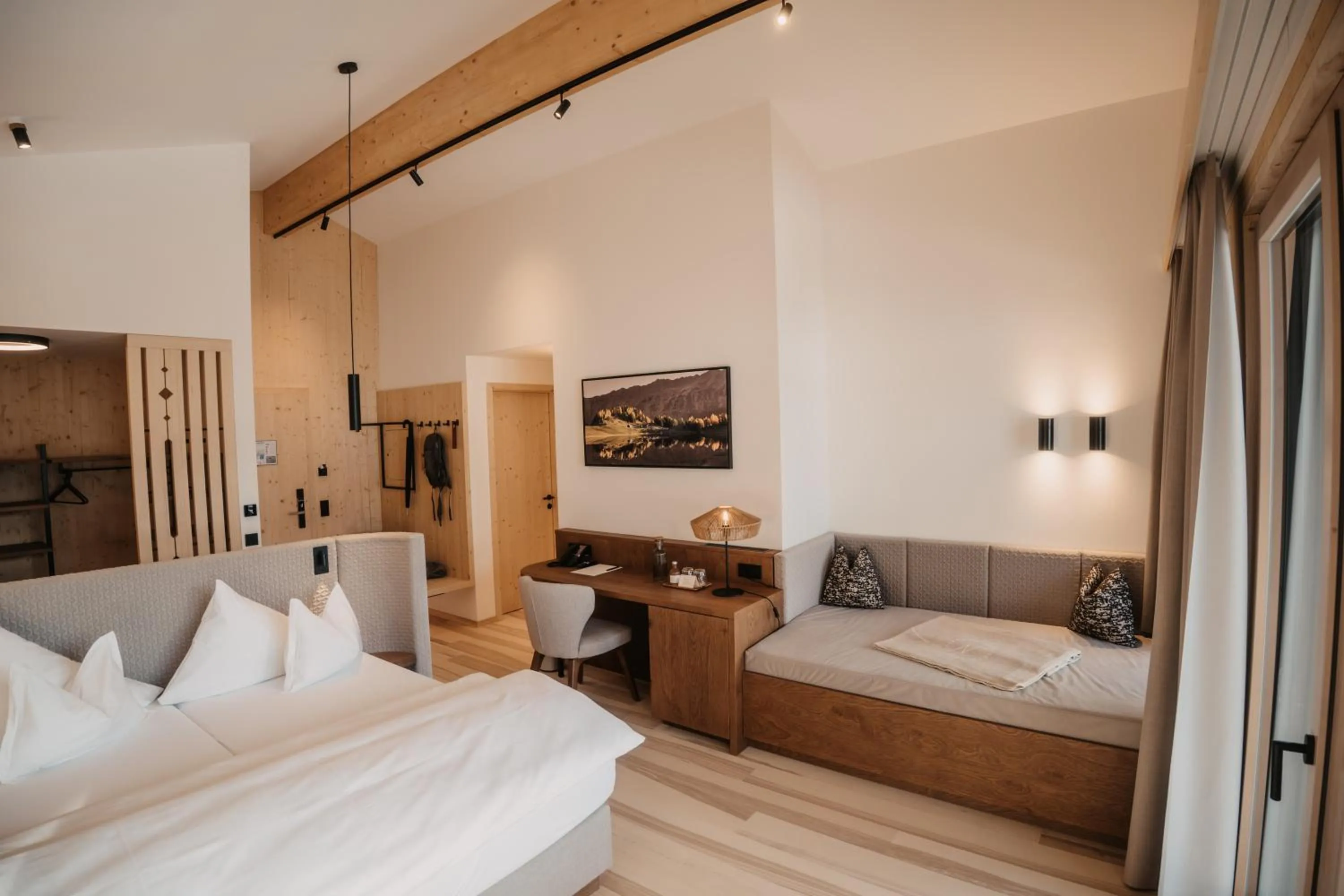 Bed in Hotel Neubergerhof