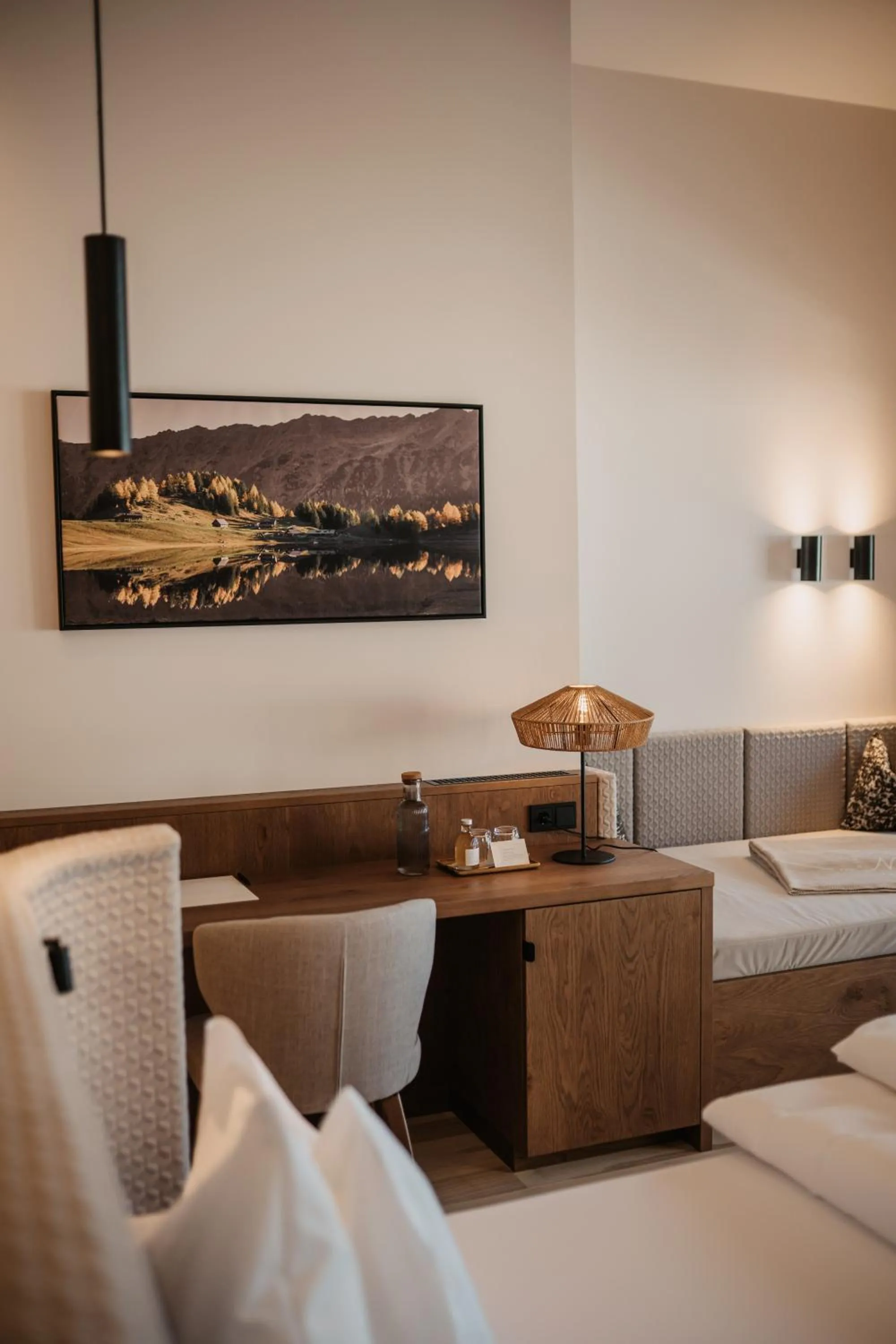 Seating area, Bed in Hotel Neubergerhof