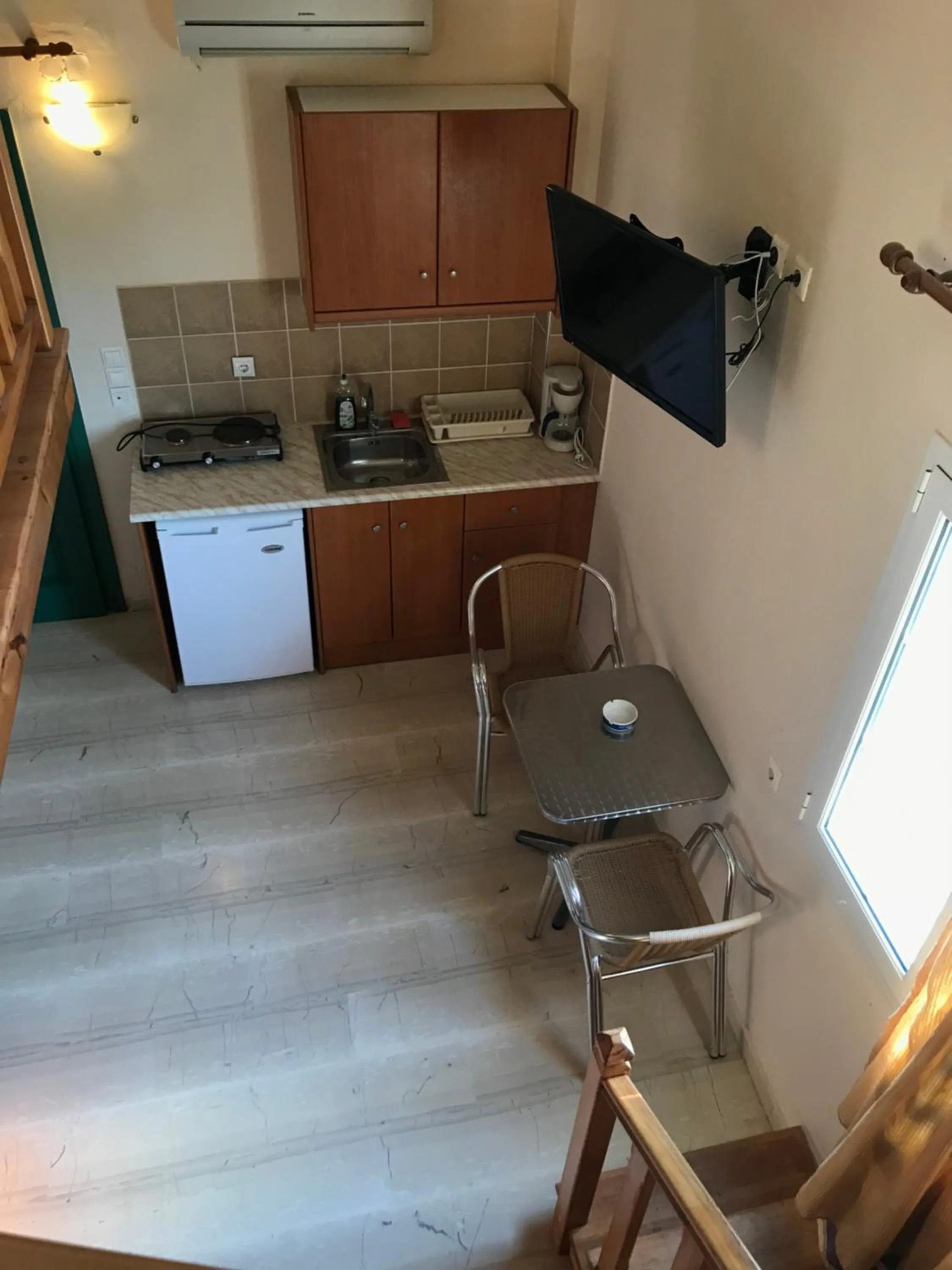 stove in Ifestia Hotel