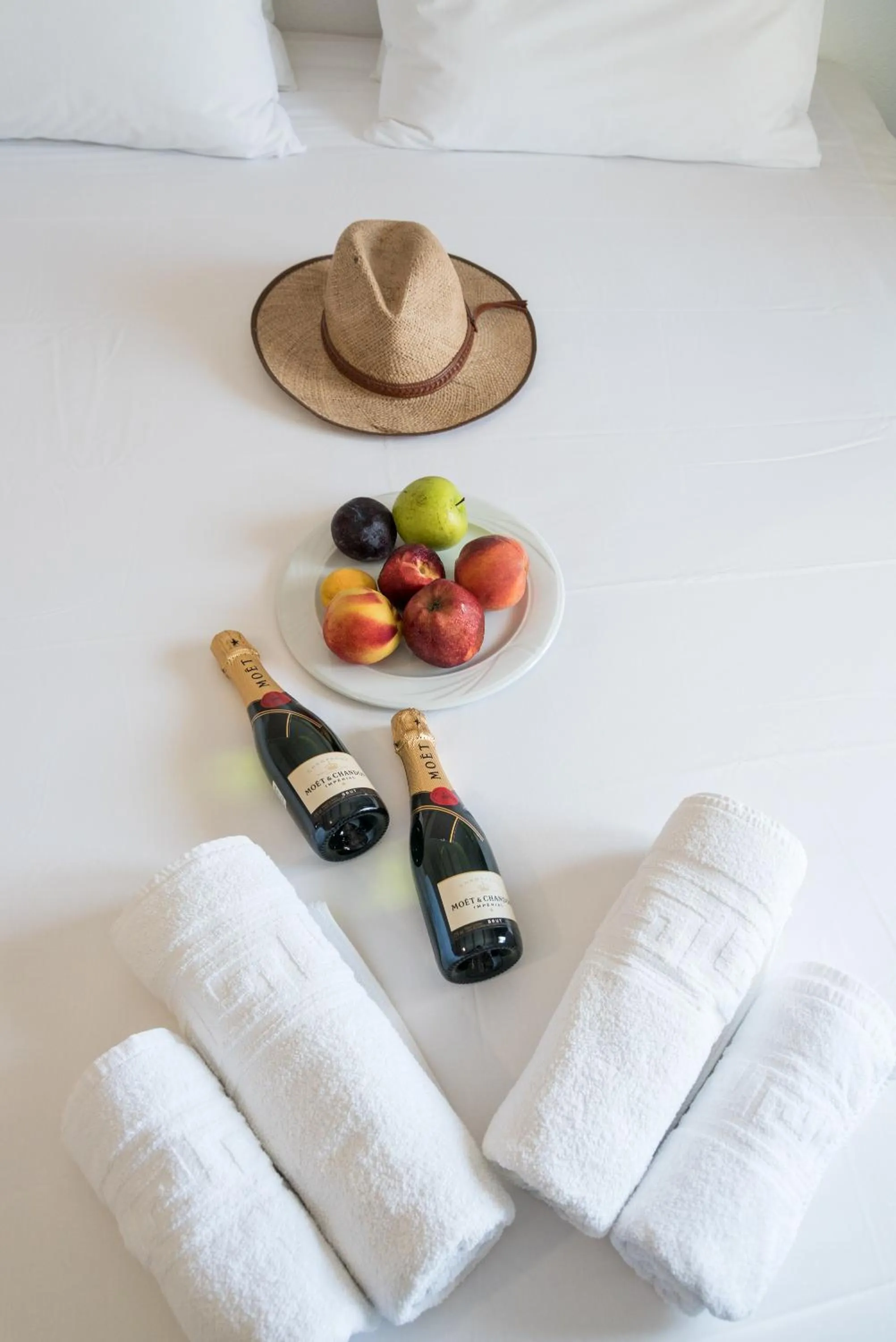 Food and drinks in Ifestia Hotel