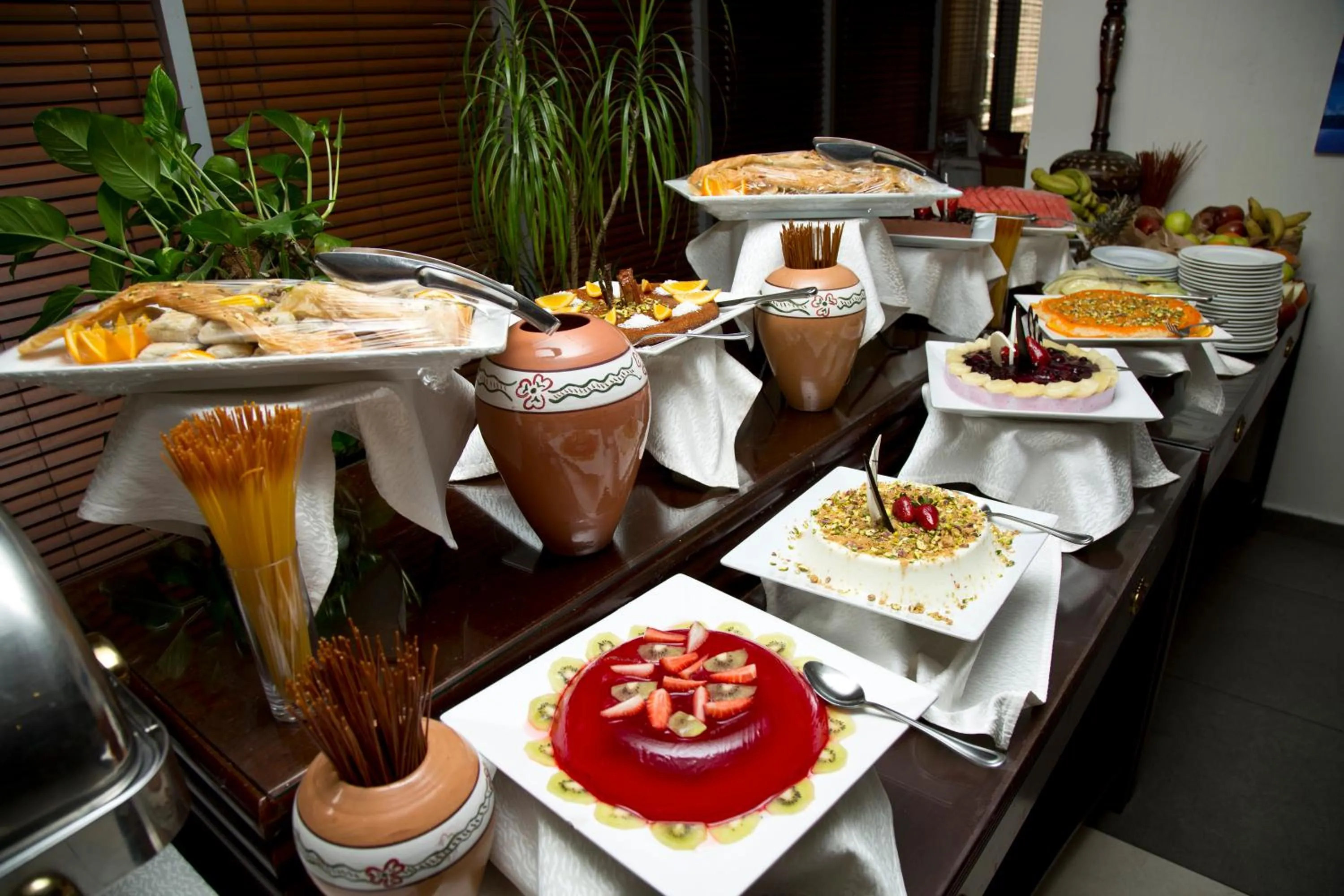 Food and drinks in Petra Guest House Hotel