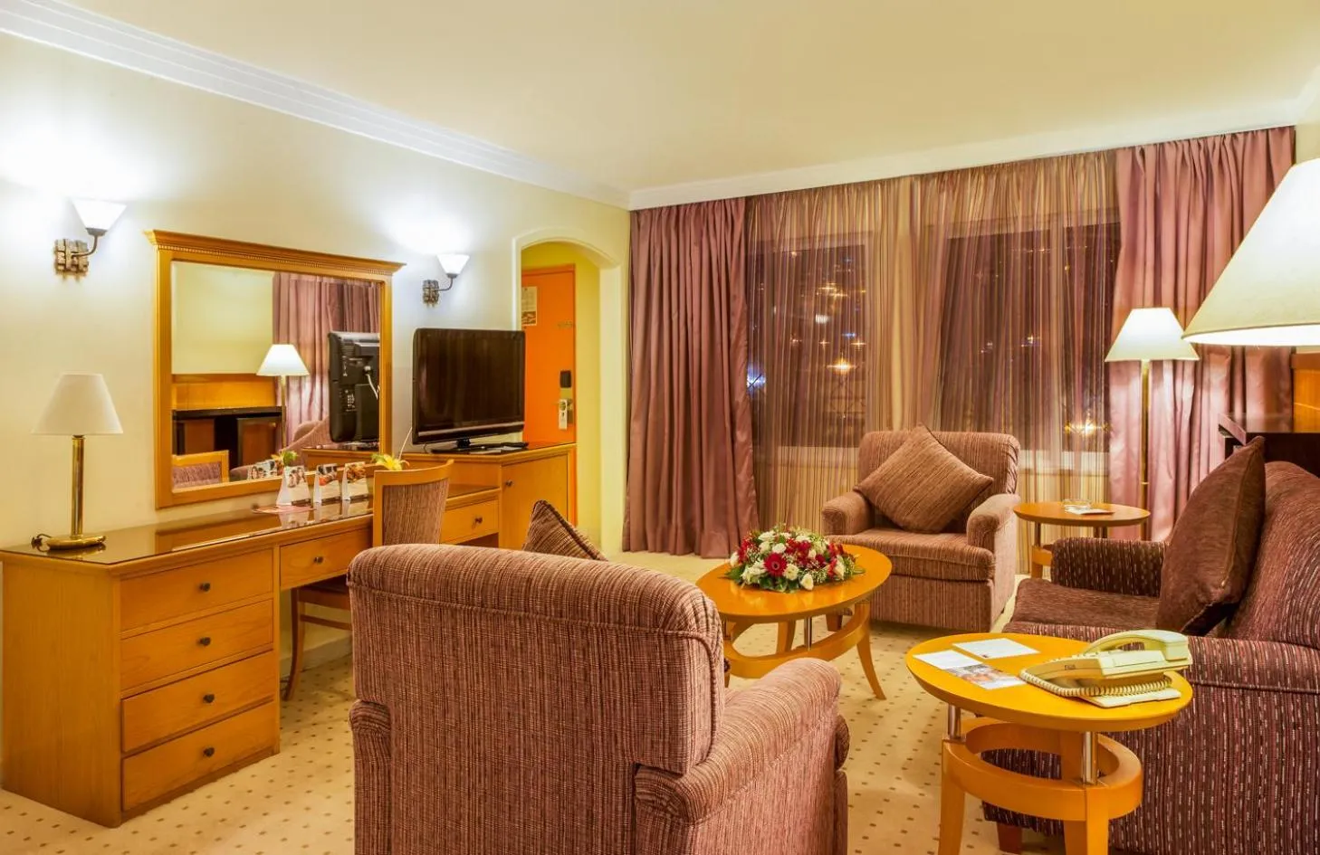 Breakfast in Petra Guest House Hotel