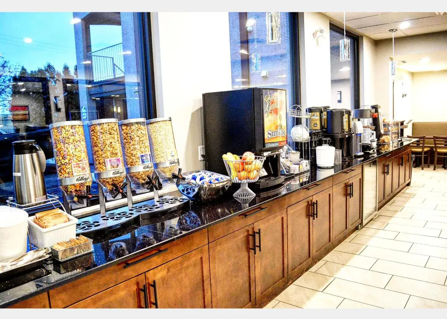 Breakfast in Super 8 by Wyndham Kelowna BC Breakfast in Super 8 by Wyndham Kelowna BC