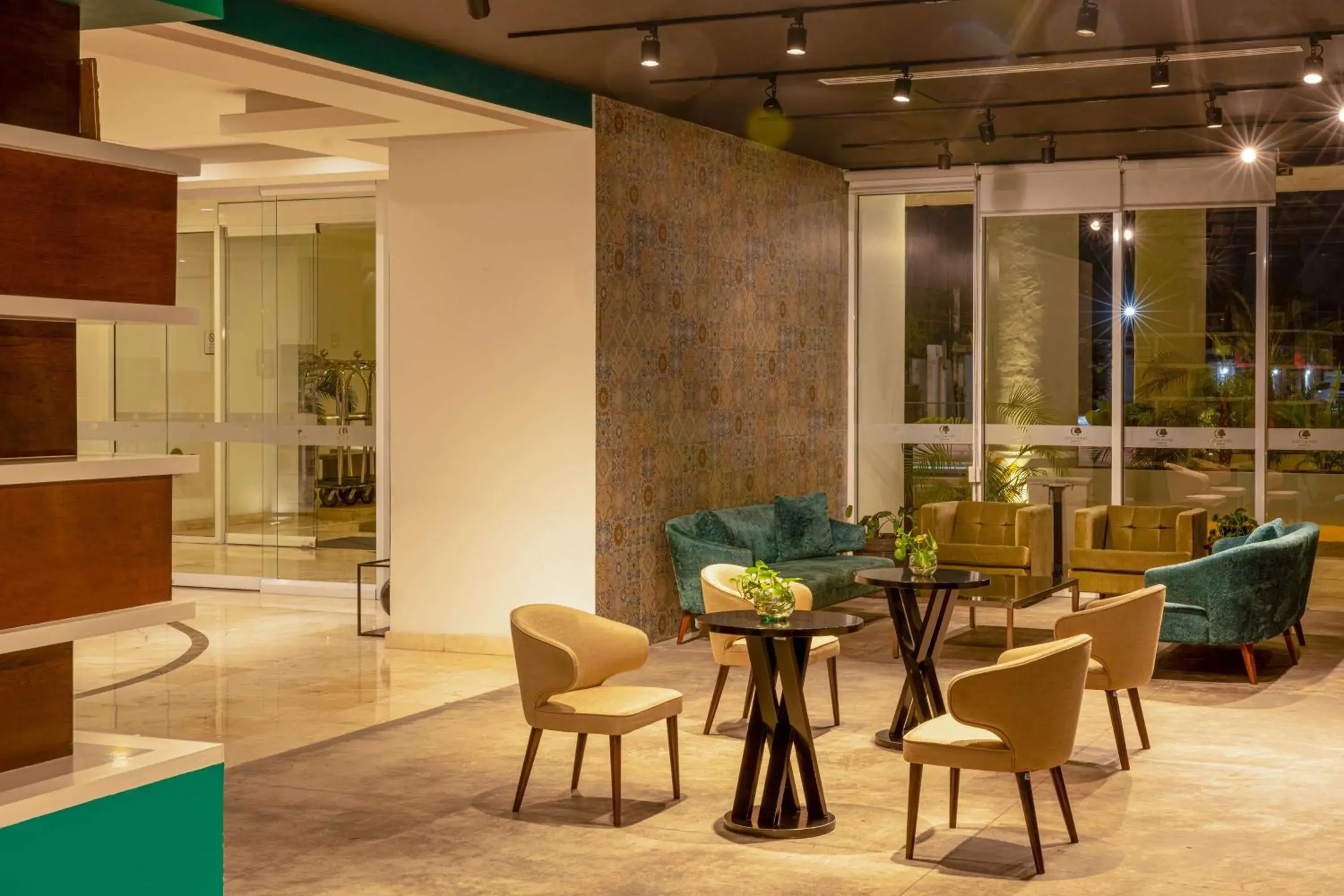 Restaurant/places to eat in DoubleTree by Hilton Mazatlan, SIN Restaurant/places to eat in DoubleTree by Hilton Mazatlan, SIN