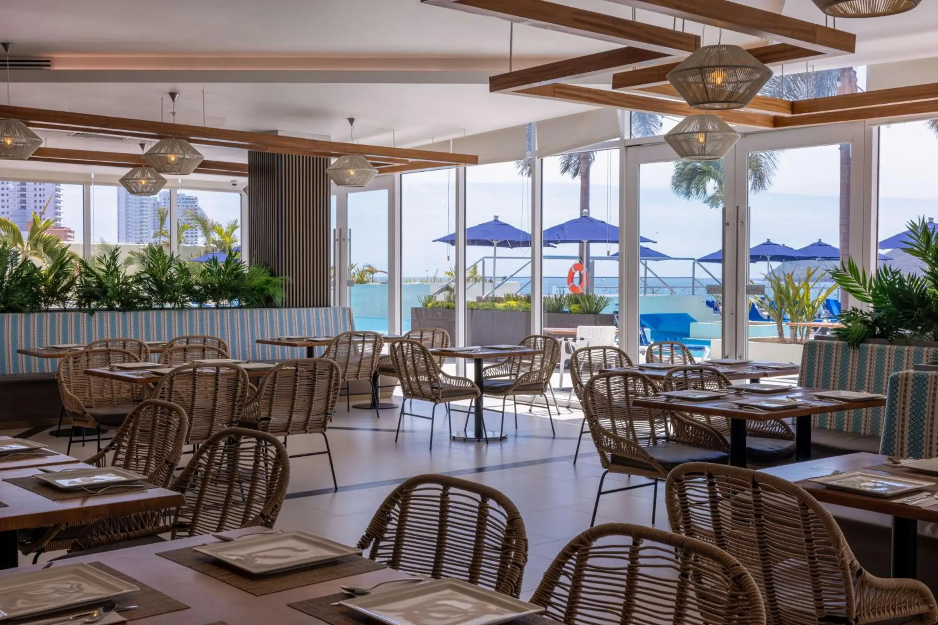 Restaurant/places to eat in DoubleTree by Hilton Mazatlan, SIN Restaurant/places to eat in DoubleTree by Hilton Mazatlan, SIN