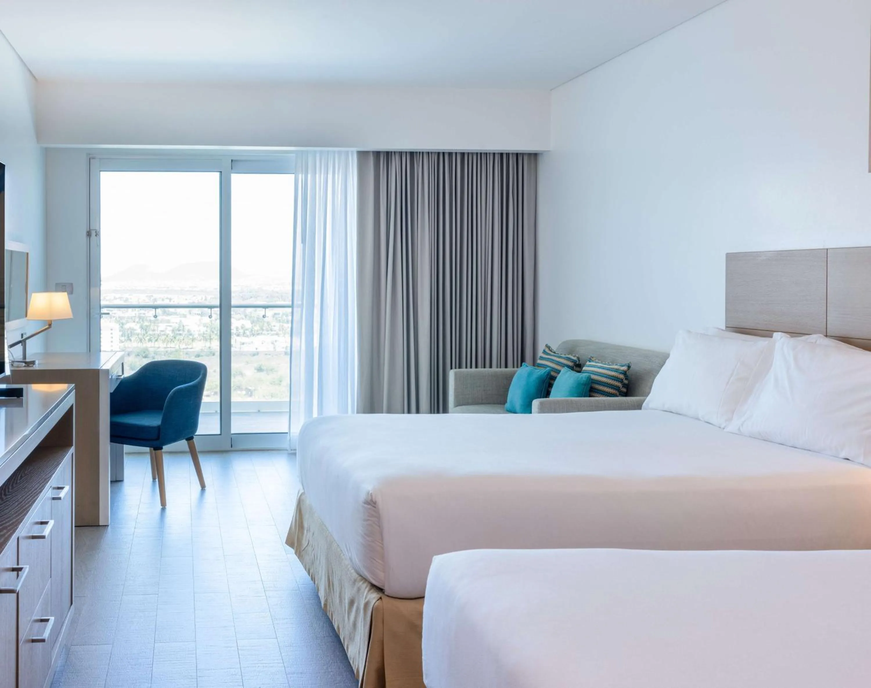 Living room, Bed in DoubleTree by Hilton Mazatlan, SIN