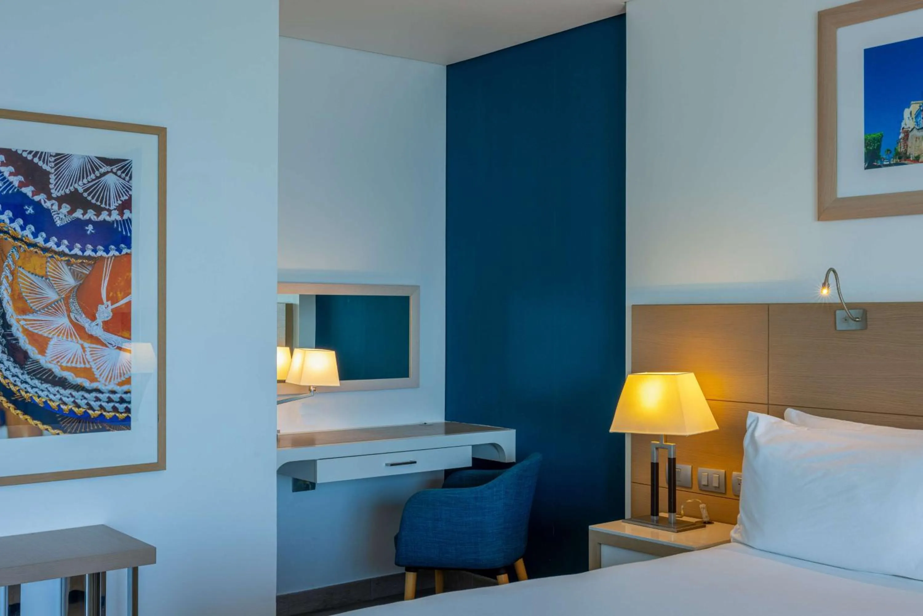 Bedroom, Bed in DoubleTree by Hilton Mazatlan, SIN