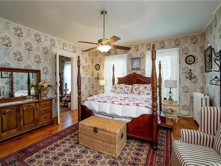 The Inn at Burnap's