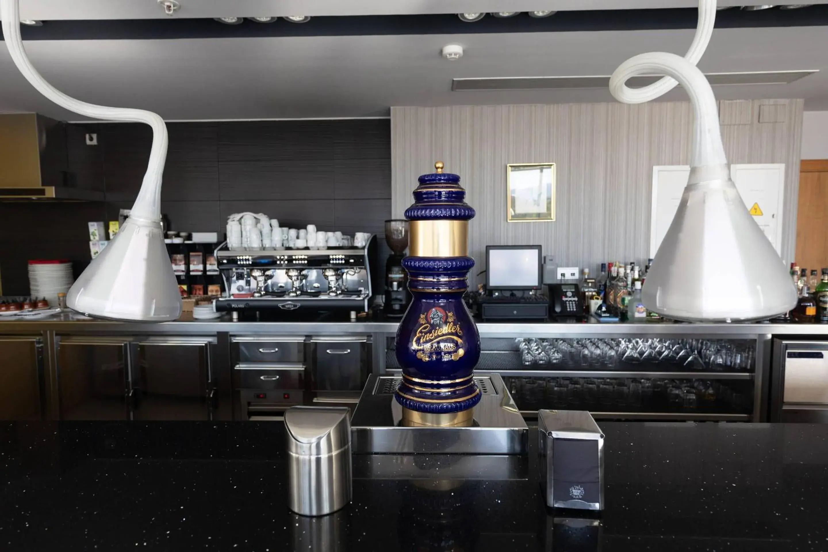 Lounge or bar in Hotel Ciudad de Ponferrada, Ascend Hotel Collection Lounge or bar in Hotel Ciudad de Ponferrada, Ascend Hotel Collection