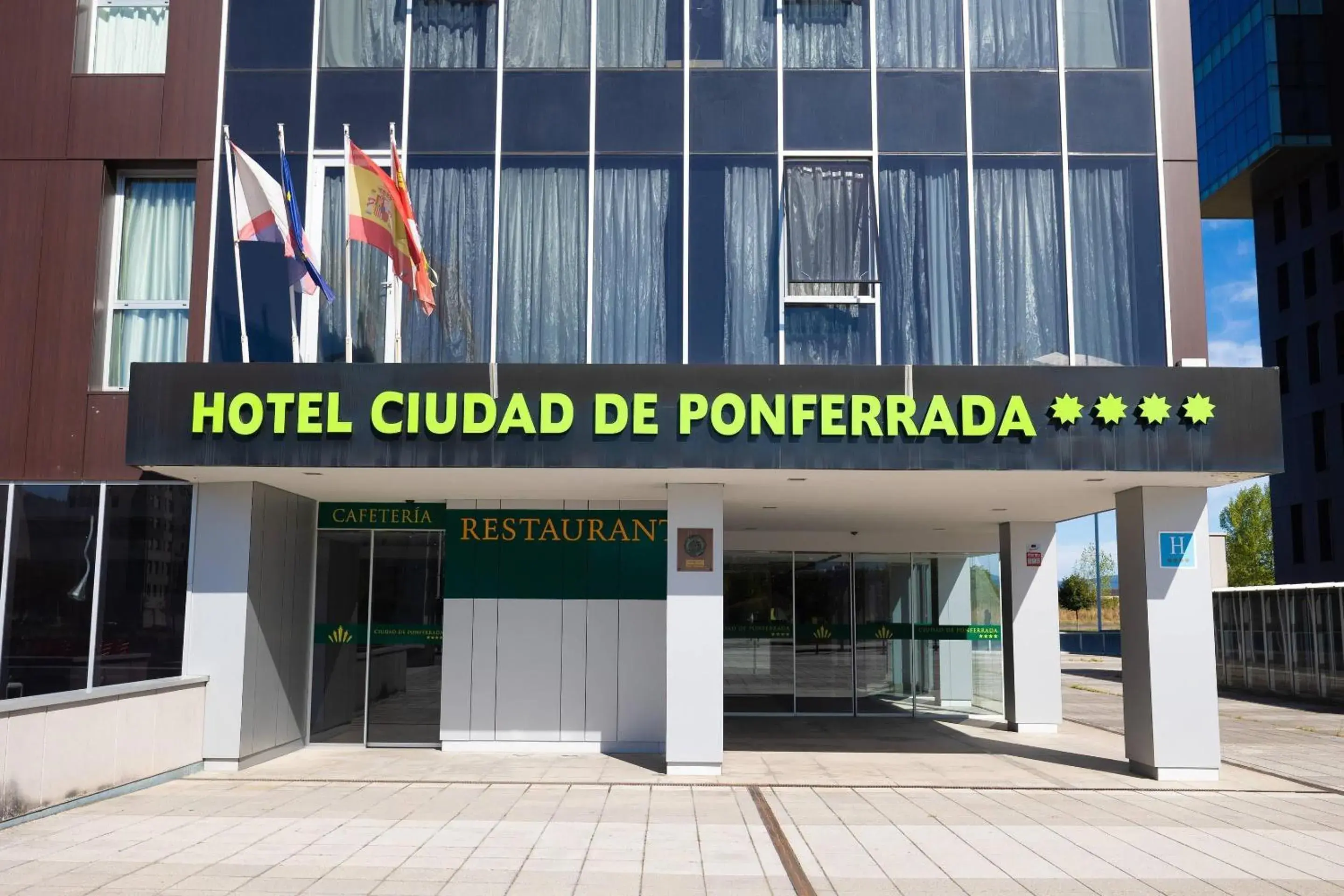 Property building in Hotel Ciudad de Ponferrada, Ascend Hotel Collection Property building in Hotel Ciudad de Ponferrada, Ascend Hotel Collection