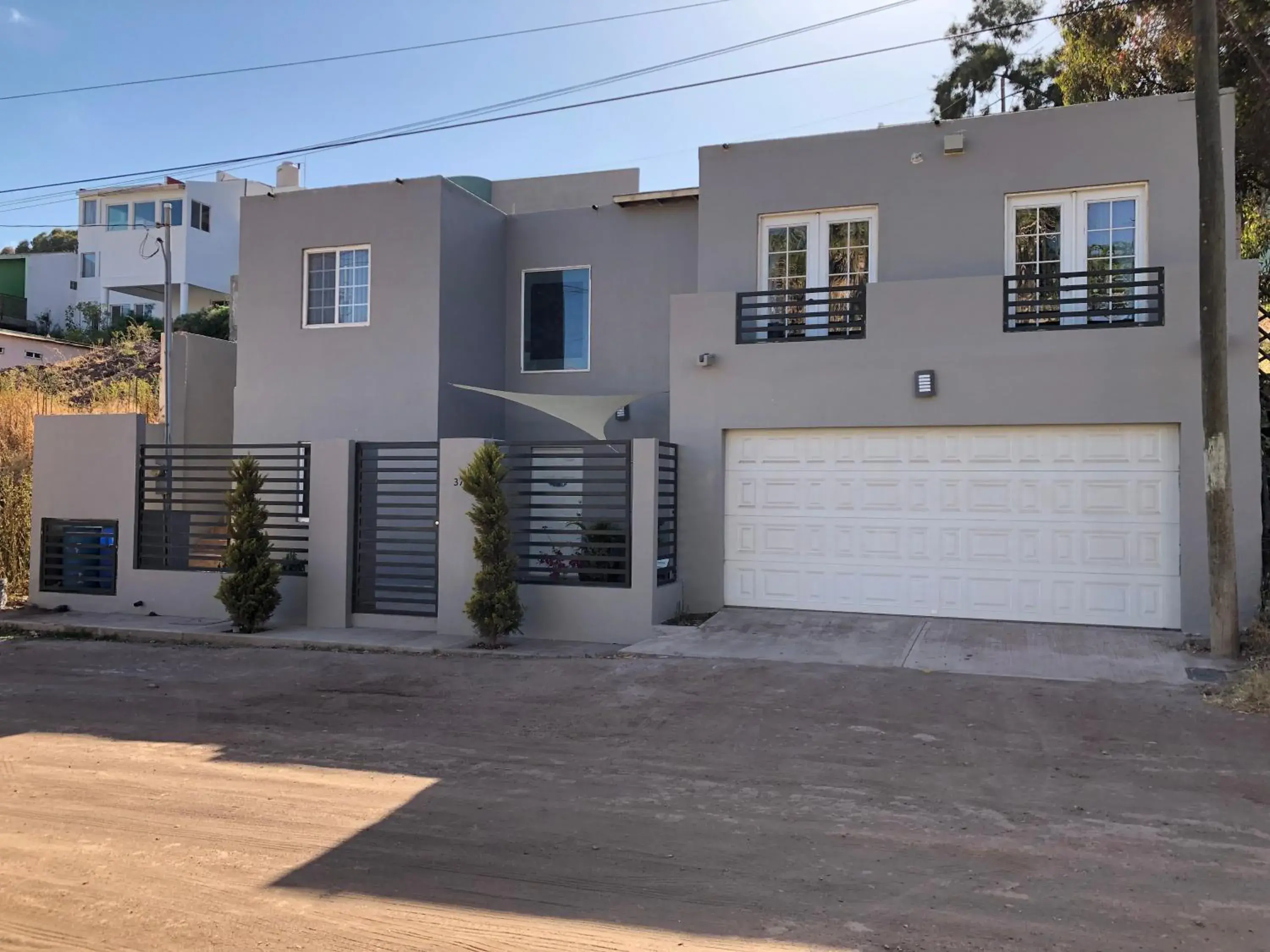 Casa Flores & Flores Casa Flores & Flores