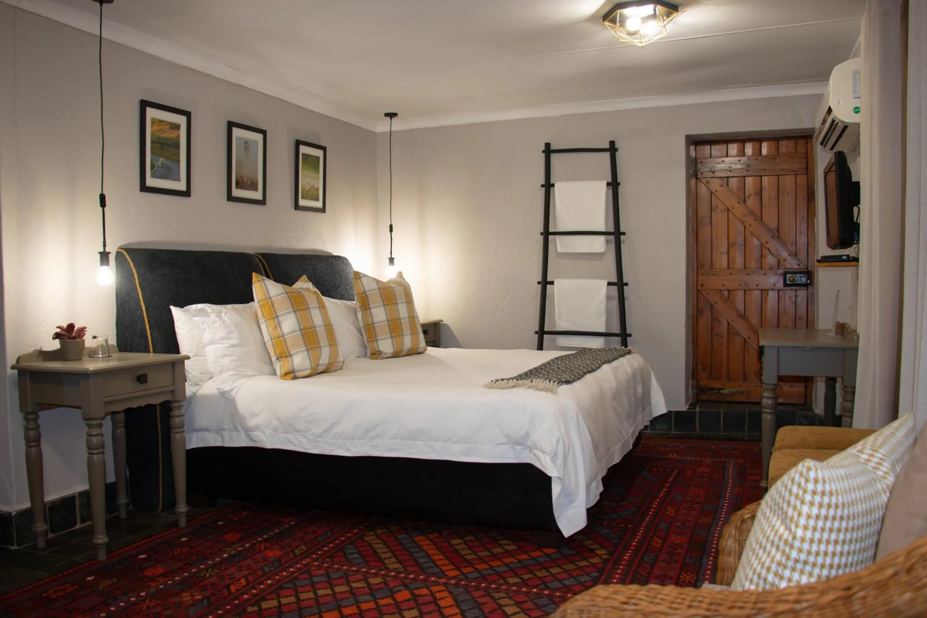 Bed in Sherewood Lodge