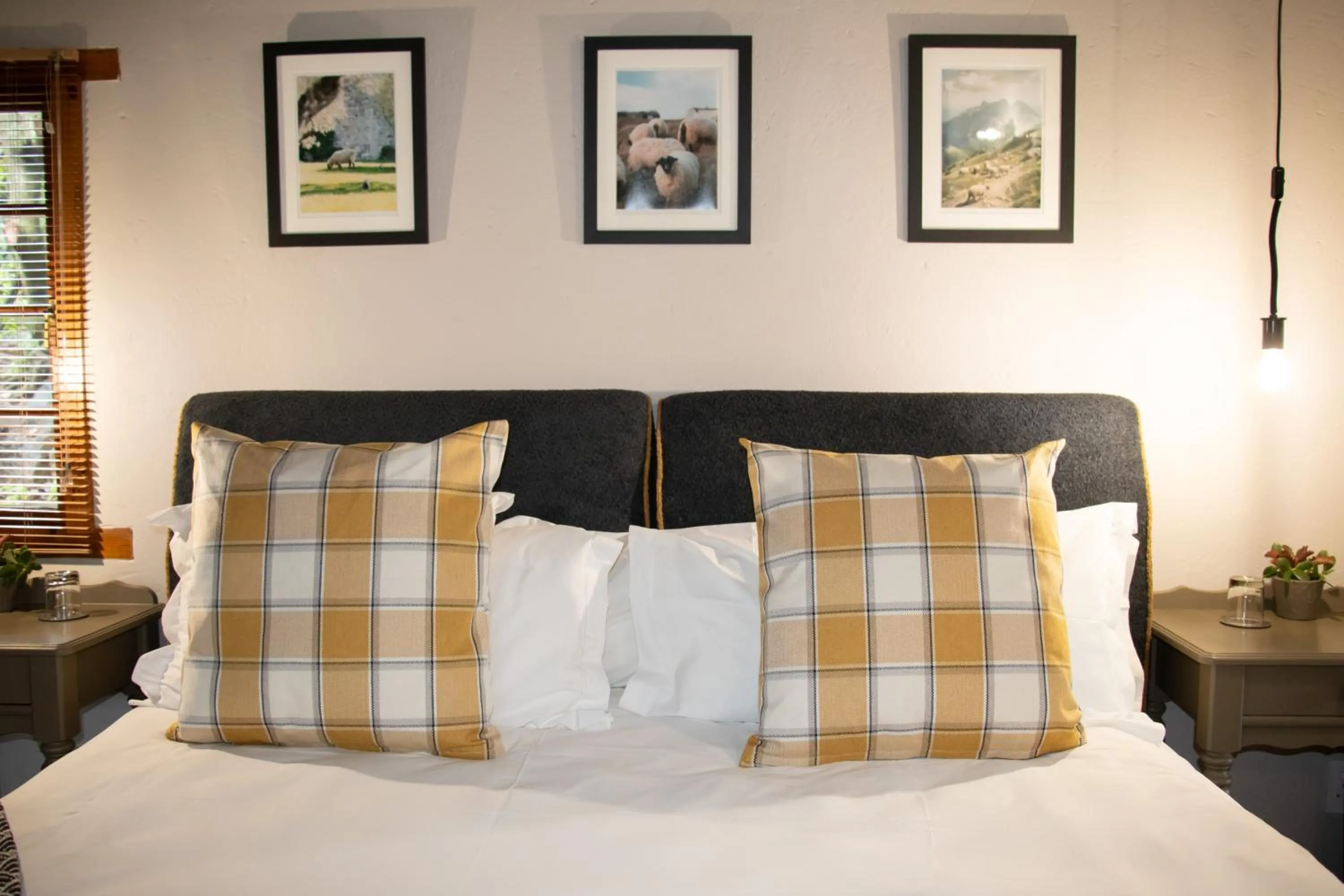 Bed in Sherewood Lodge