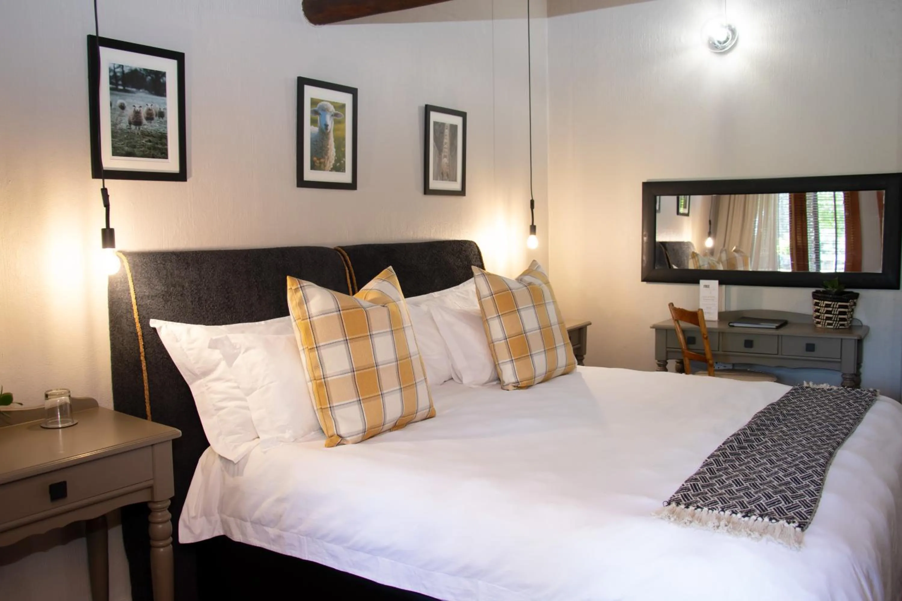 Bed in Sherewood Lodge